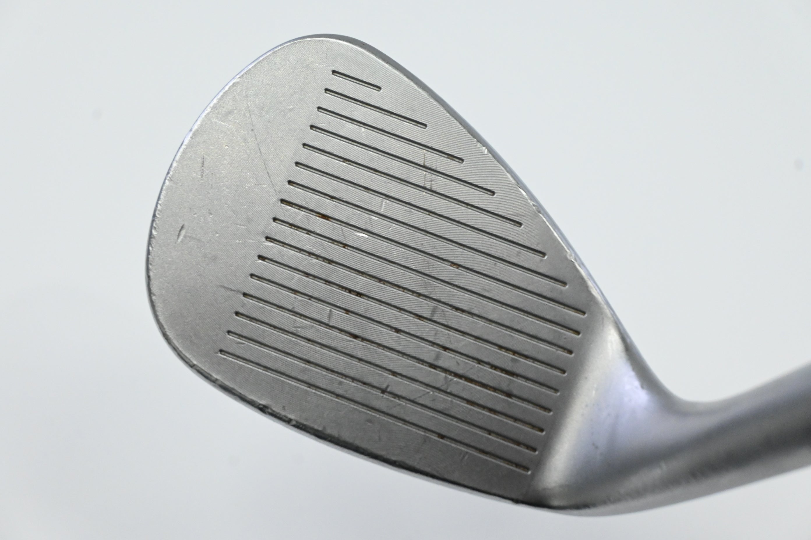 Wilson Staff Model Sand Wedge / 56 Degree / Stiff Flex Dynamic Gold 120 S300