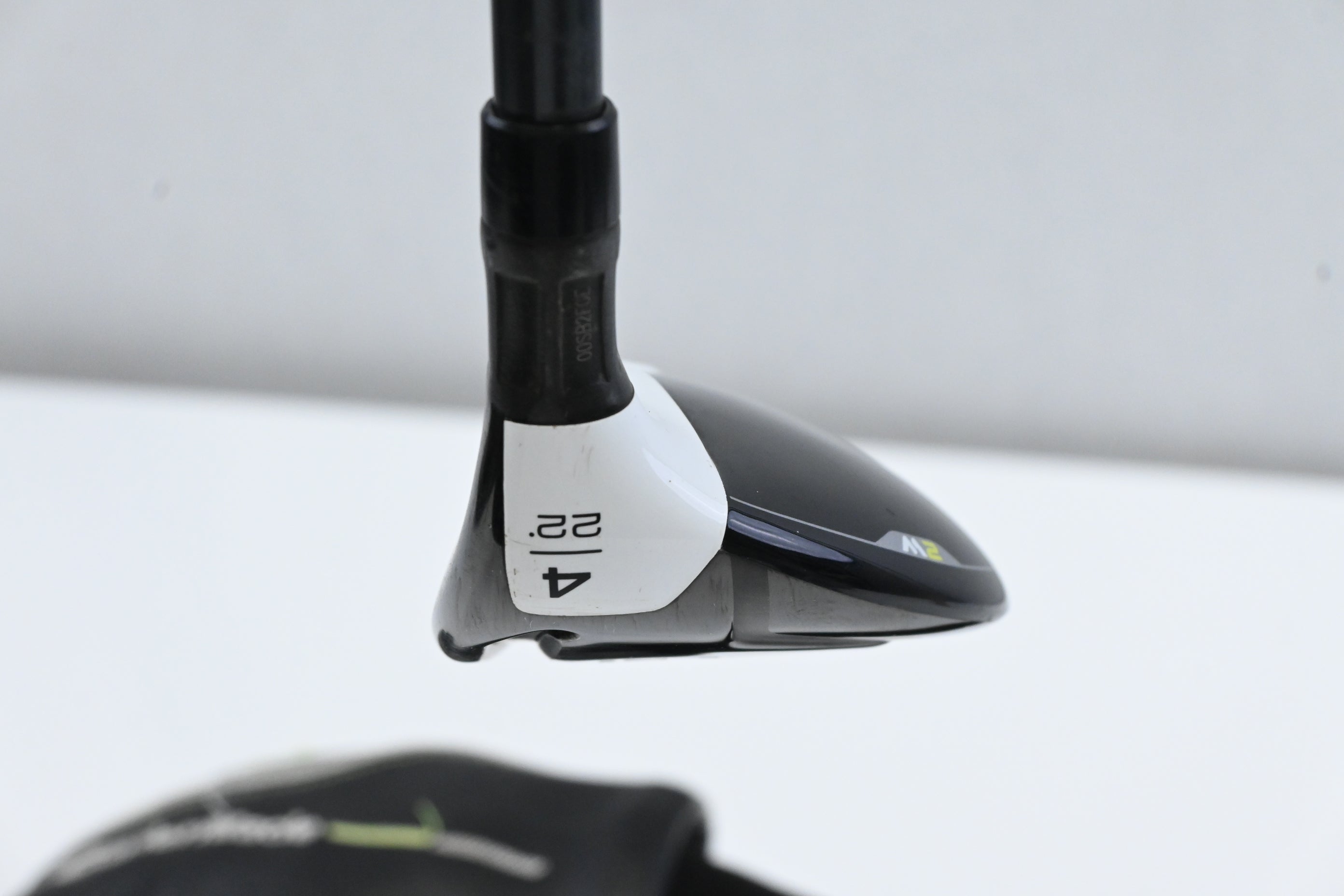 Taylormade M2 2017 #4 Hybrid / 22 Degree / Regular Flex Taylormade M2 65 Shaft