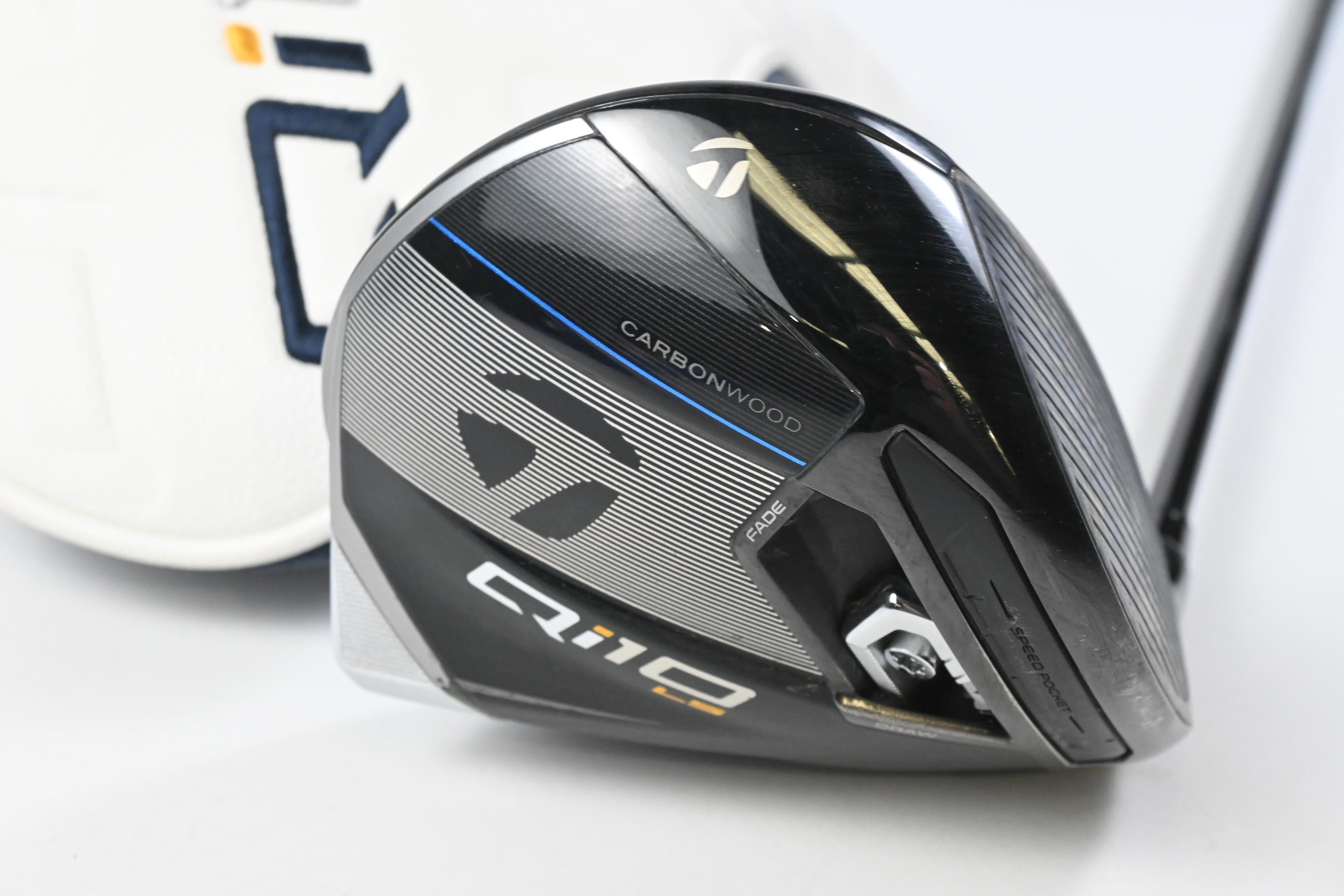 Taylormade Qi10 LS Driver / 10.5 Degree / Regular Flex Fujikura Ventus TR Blue 5