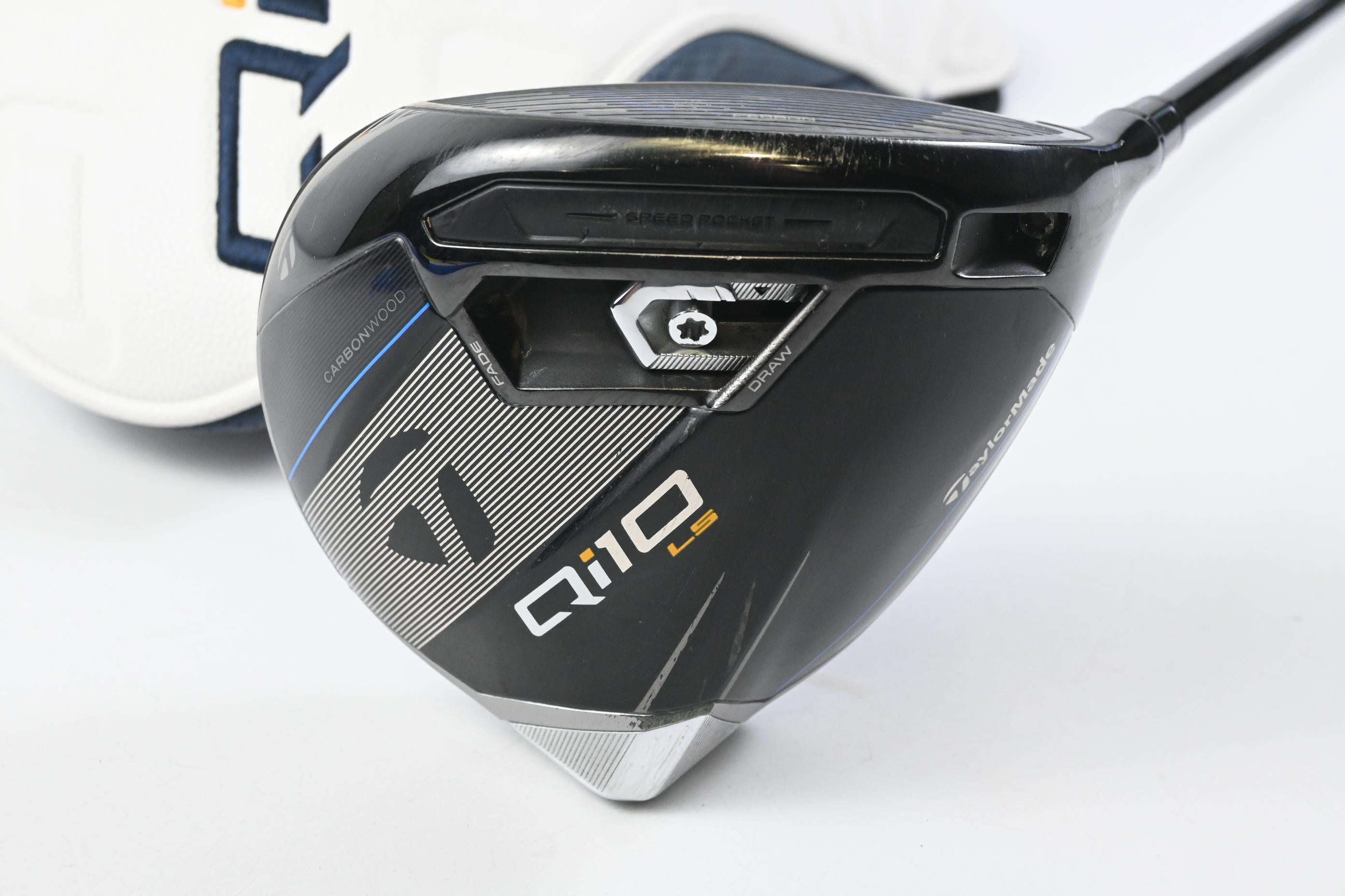 Taylormade Qi10 LS Driver / 10.5 Degree / Regular Flex Fujikura Ventus TR Blue 5