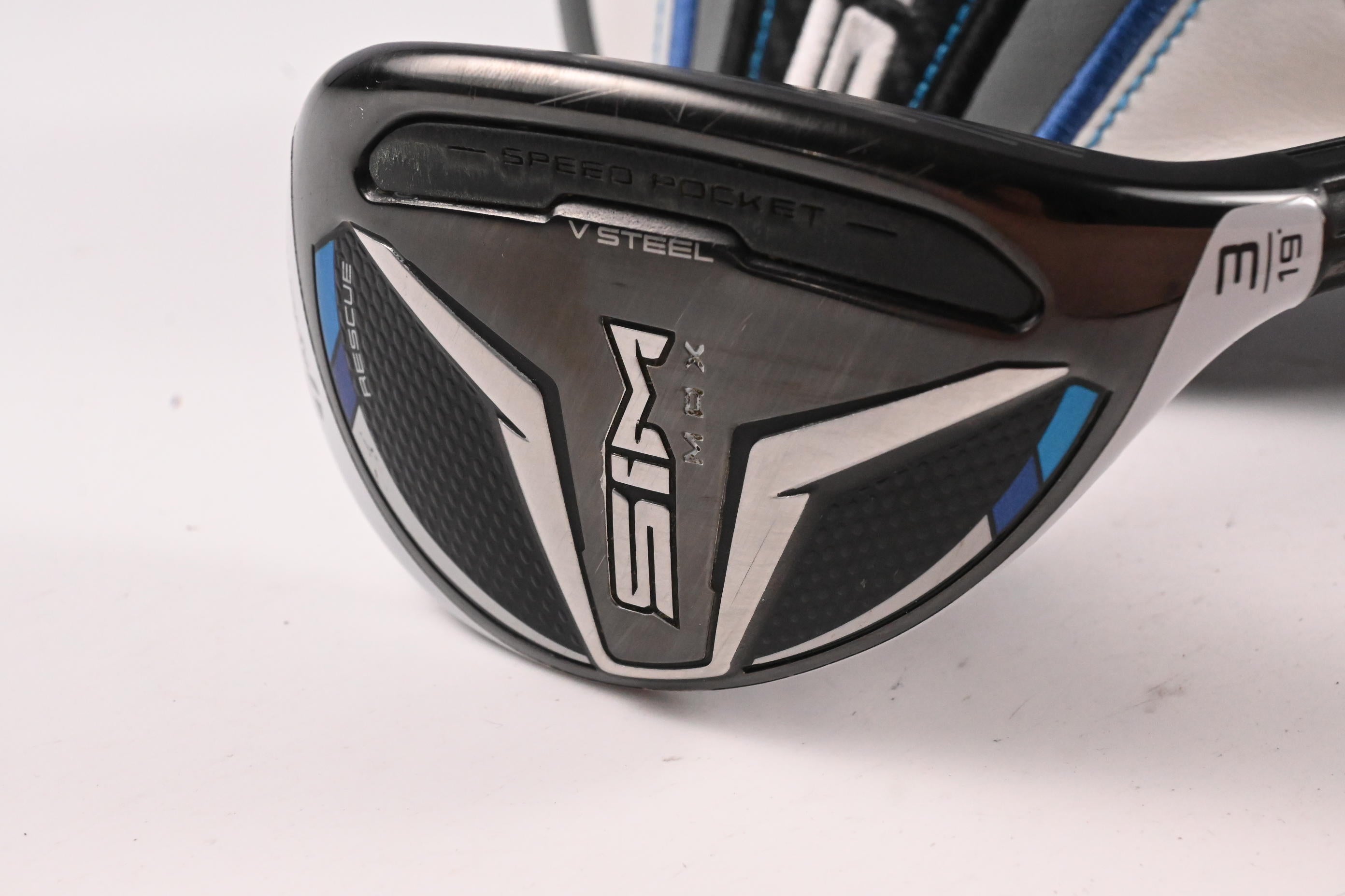Taylormade SIM Max #3 Hybrid / 19 Degree / Stiff Flex Ventus Blue 7 Shaft