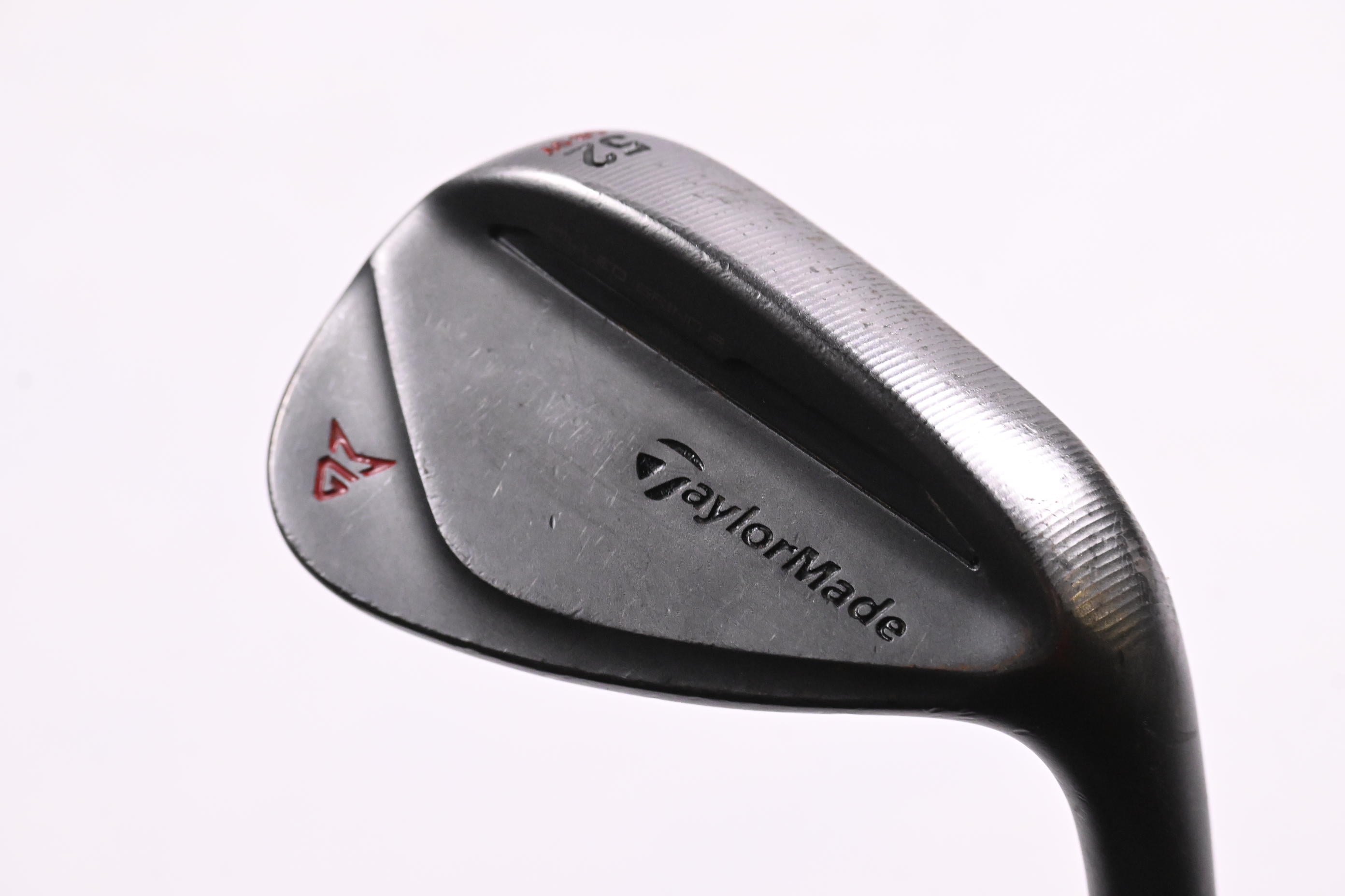 Taylormade Milled Grind 2 Black Gap Wedge / 52 Degree / Stiff Flex Dynamic Gold