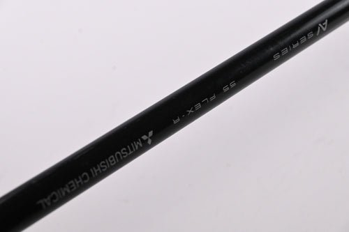 Titleist TSR2 Driver / 11 Degree / Regular Flex Tensei AV Blue 55 Shaft