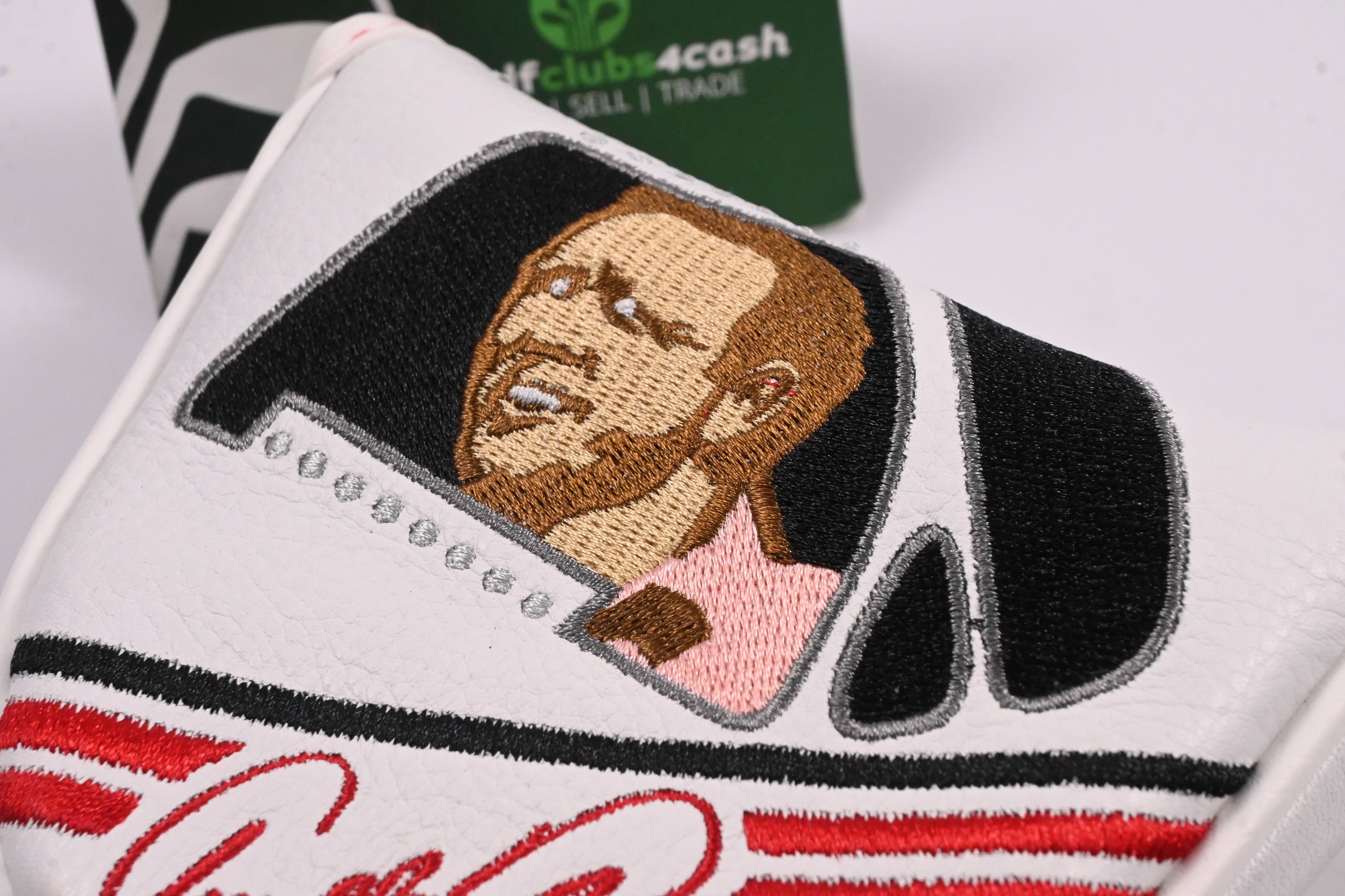 Odyssey Arnold Palmer Around The World / Putter Headcover / Mallet / White