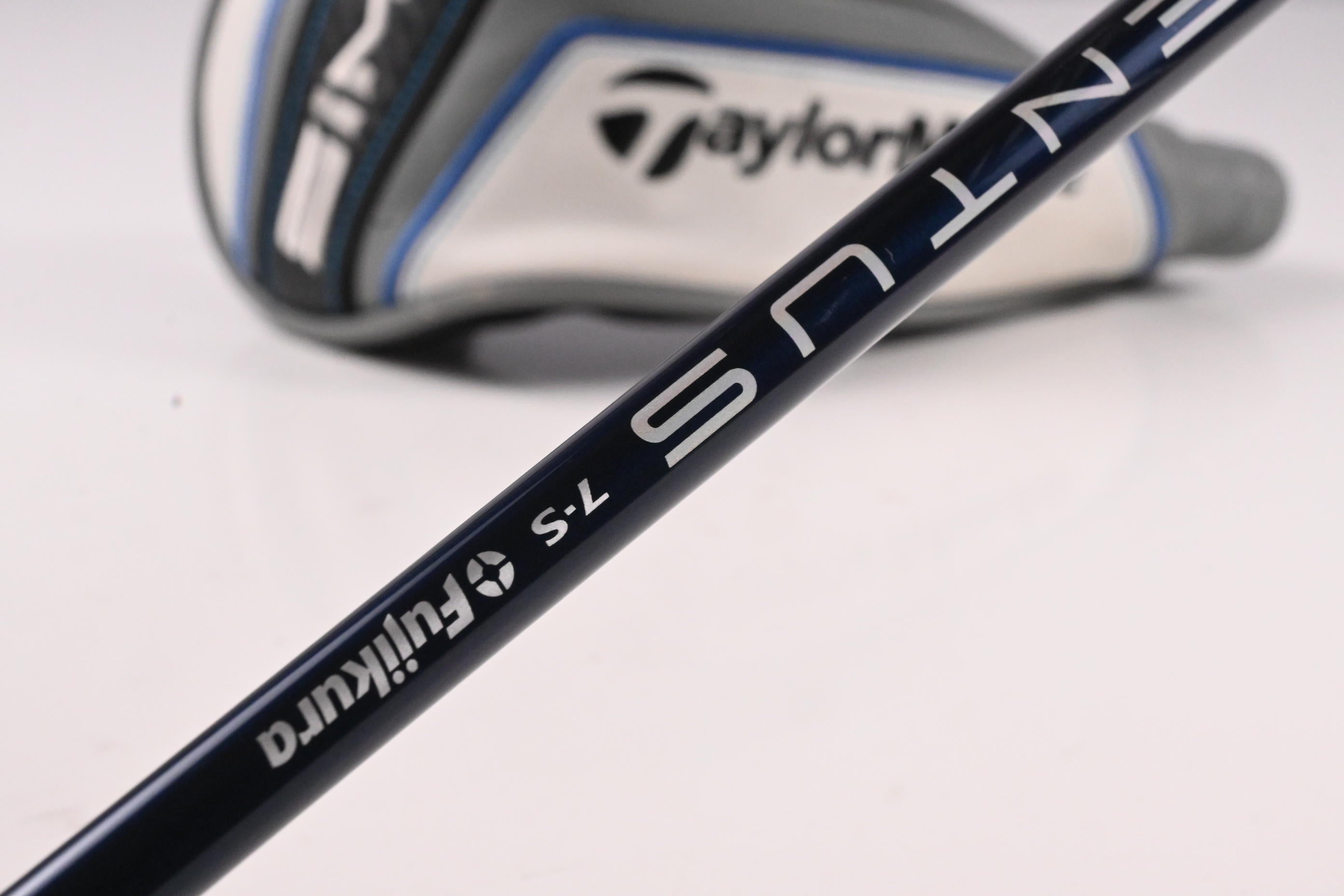 Taylormade SIM Max #3 Hybrid / 19 Degree / Stiff Flex Ventus Blue 7 Shaft