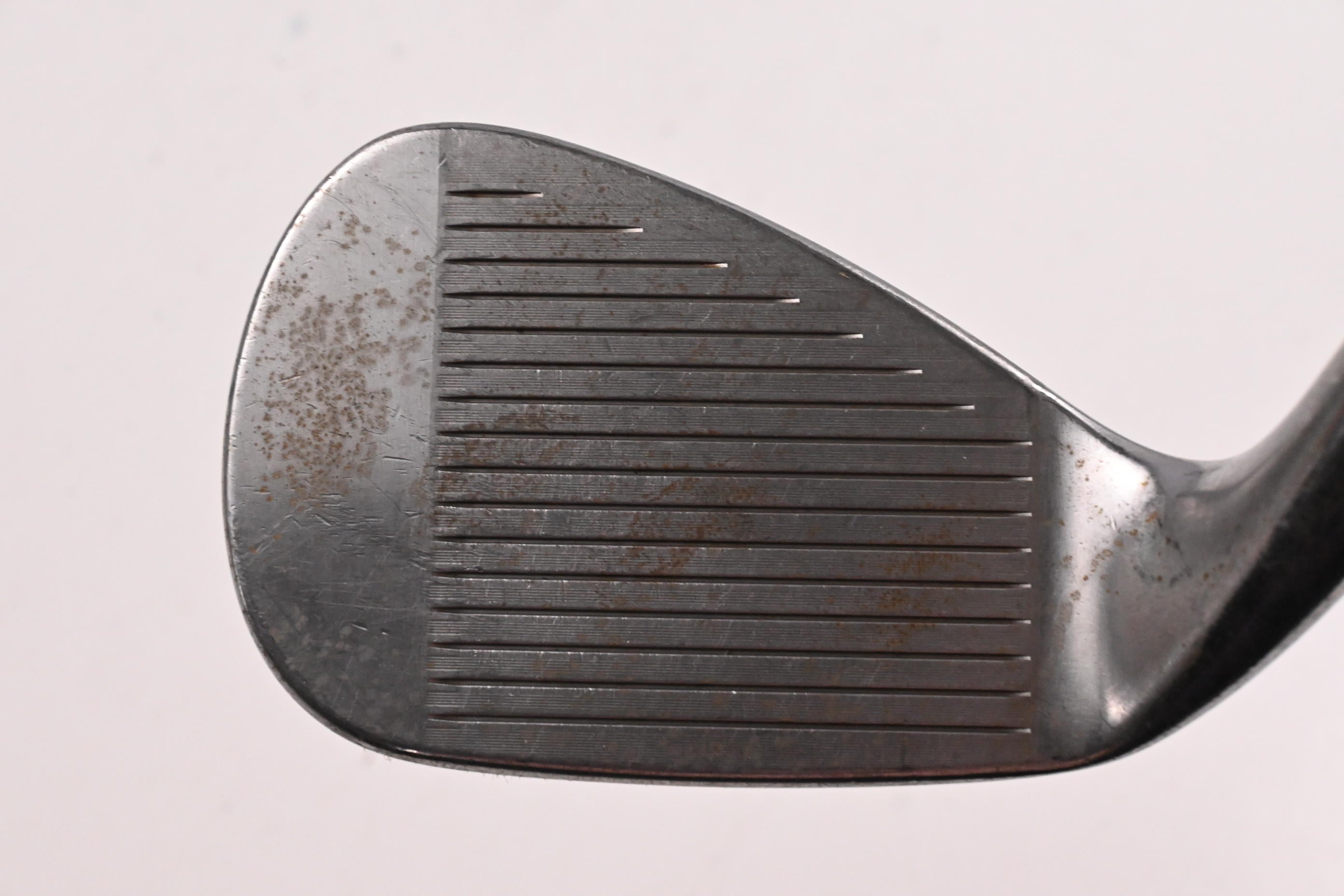Titleist Vokey SM10 Pitching Wedge / 46 Degree / X-Flex Dynamic Gold X100 Shaft