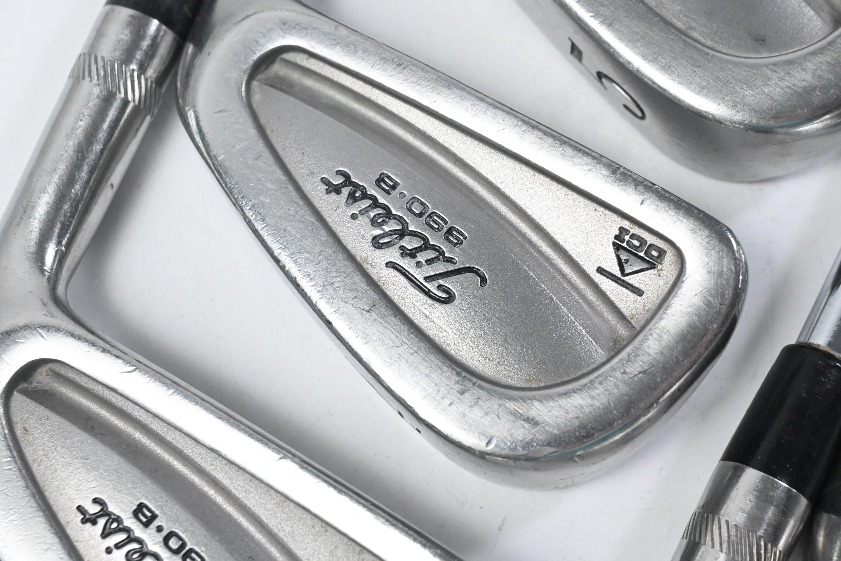 Titleist DCI 990 B Irons / 3-PW / Stiff Flex Dynamic Gold S300 Steel Shafts