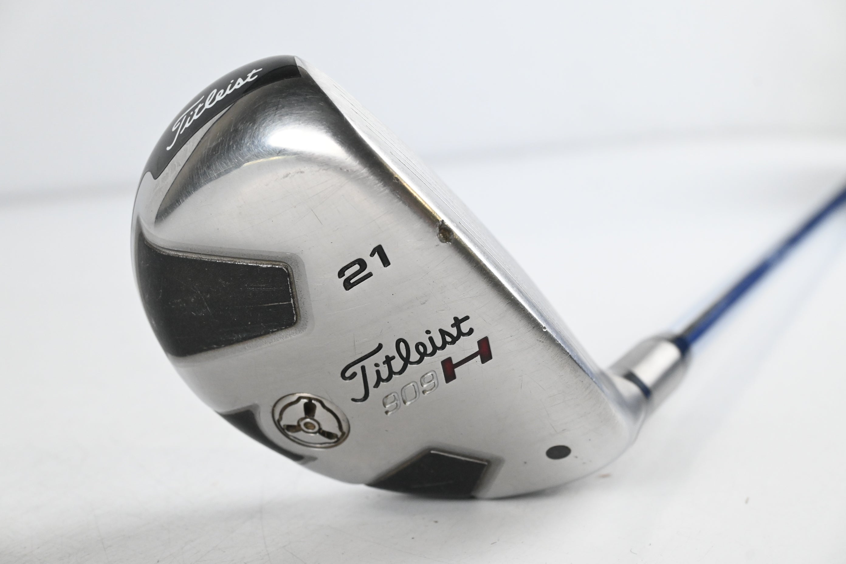 Titleist 909H #3 Hybrid / 21 Degree / Regular Flex Project X Precision Flighted