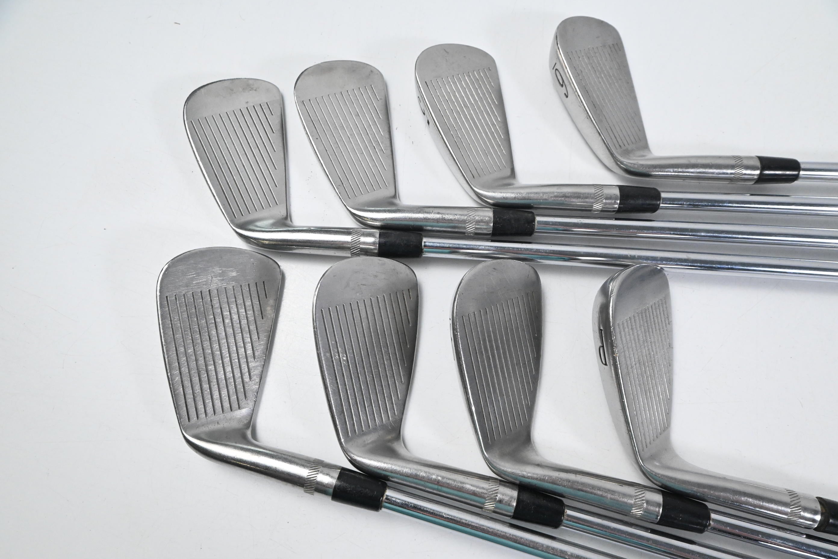 Titleist DCI 990 B Irons / 3-PW / Stiff Flex Dynamic Gold S300 Steel Shafts