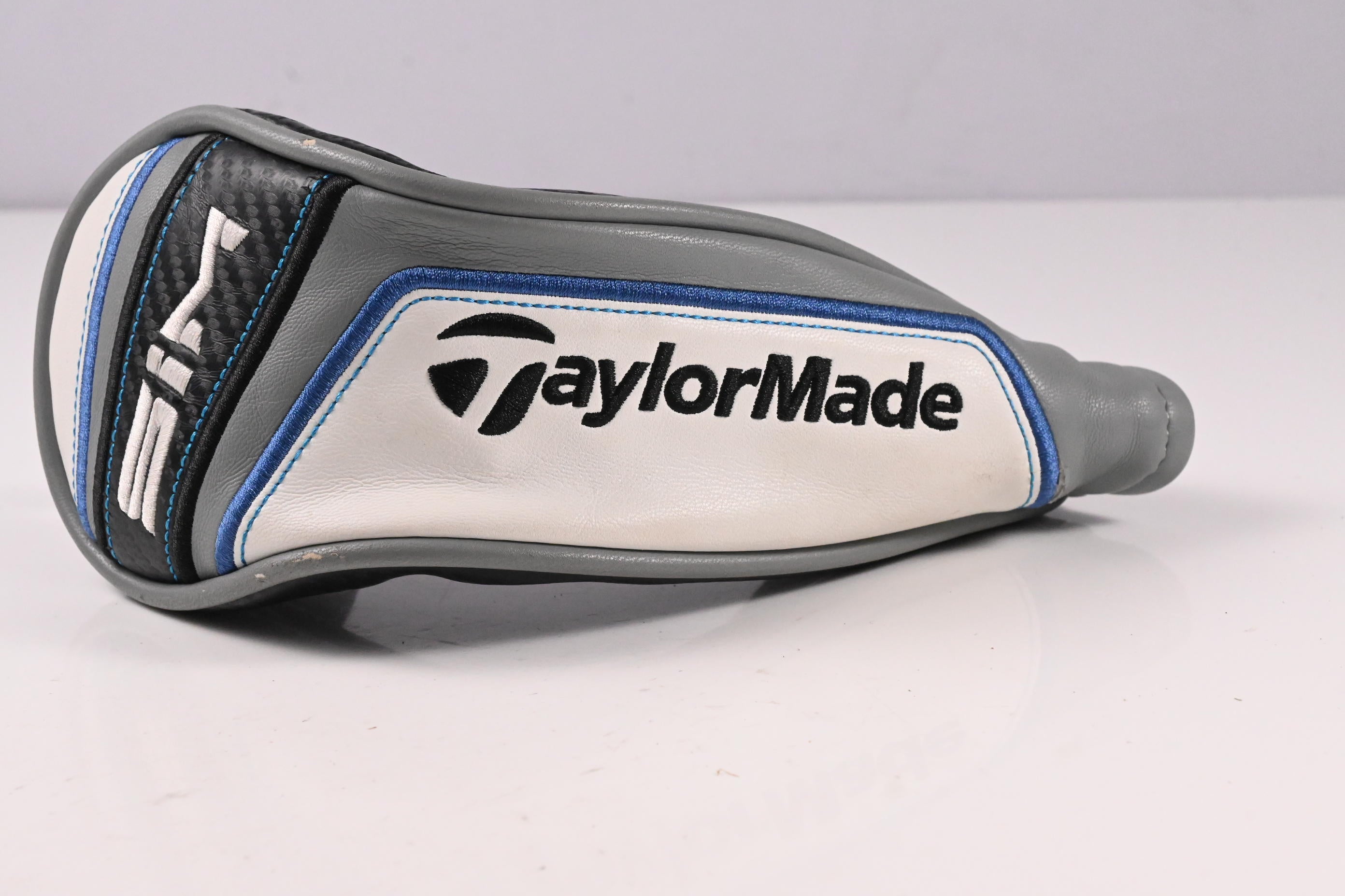 Taylormade SIM Max #3 Hybrid / 19 Degree / Stiff Flex Ventus Blue 7 Shaft