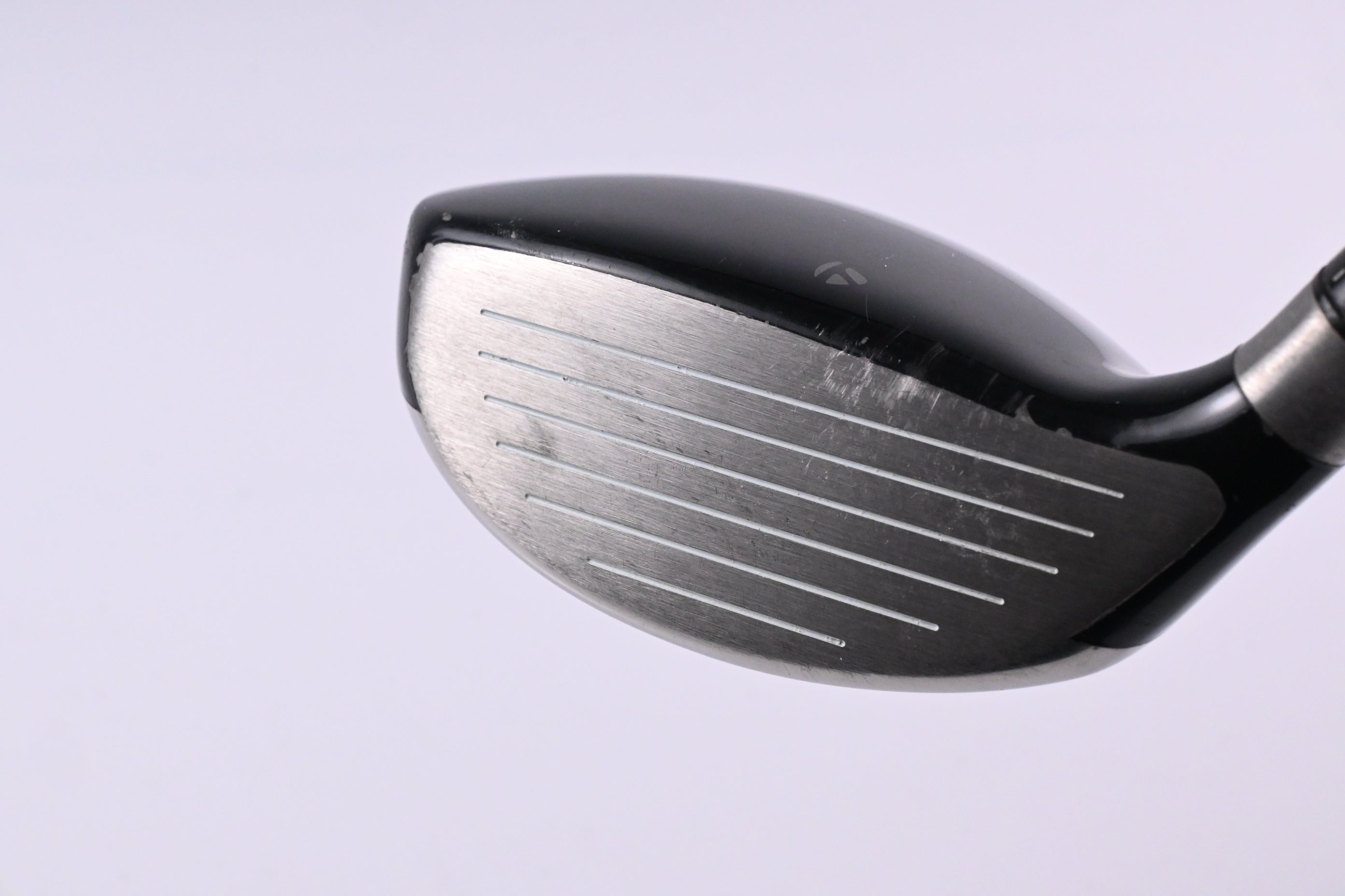 Ladies Taylormade R9 Ti #5 Wood / 19 Degree / Ladies Flex Reax 50 Shaft