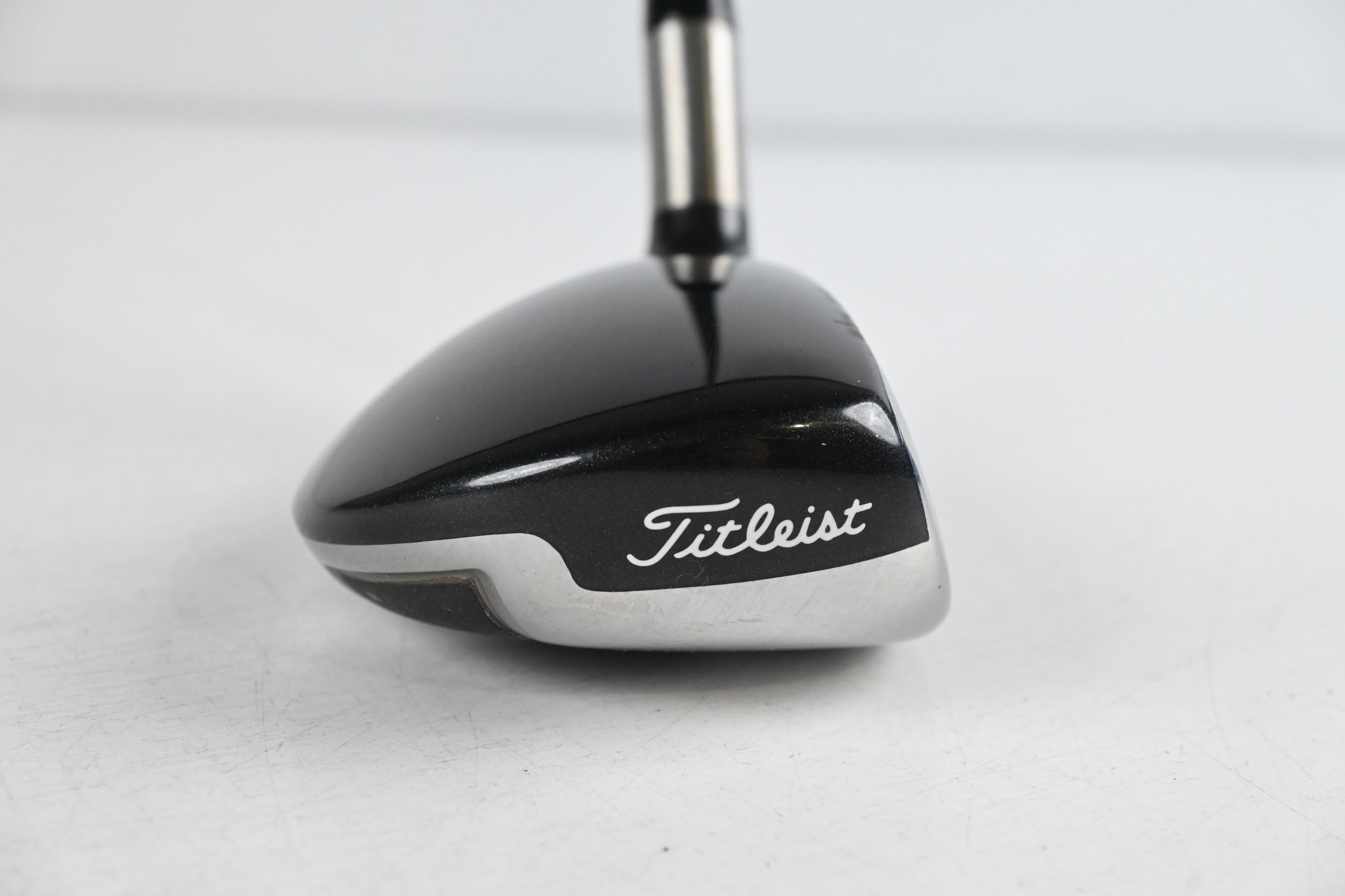 Titleist 909H #3 Hybrid / 21 Degree / Regular Flex Project X Precision Flighted