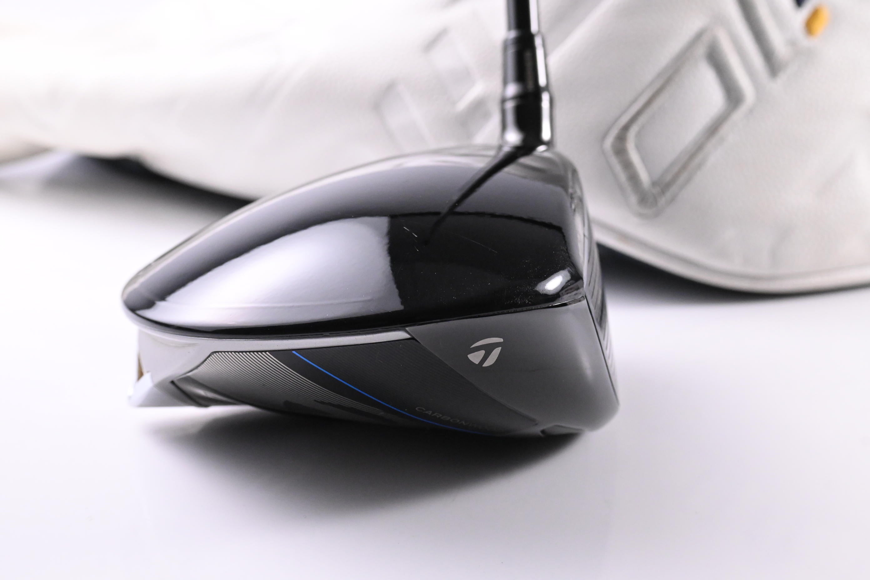 Taylormade Qi10 LS Driver / 10.5 Degree / X-Flex Kai'li White 70 Shaft