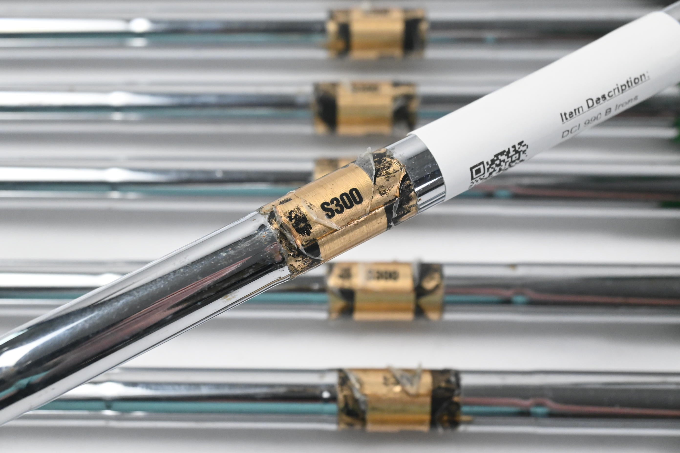 Titleist DCI 990 B Irons / 3-PW / Stiff Flex Dynamic Gold S300 Steel Shafts