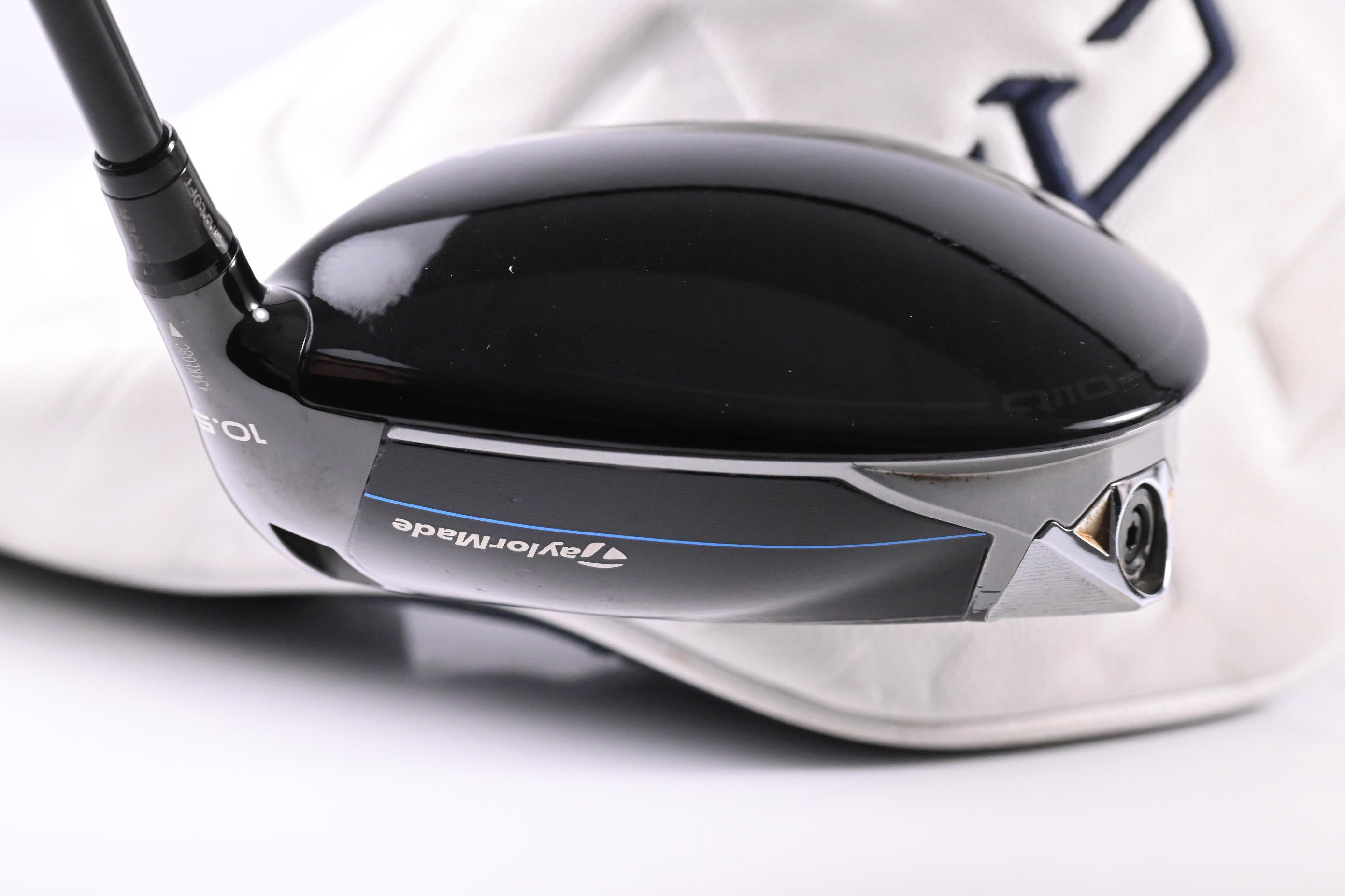 Taylormade Qi10 LS Driver / 10.5 Degree / X-Flex Kai'li White 70 Shaft