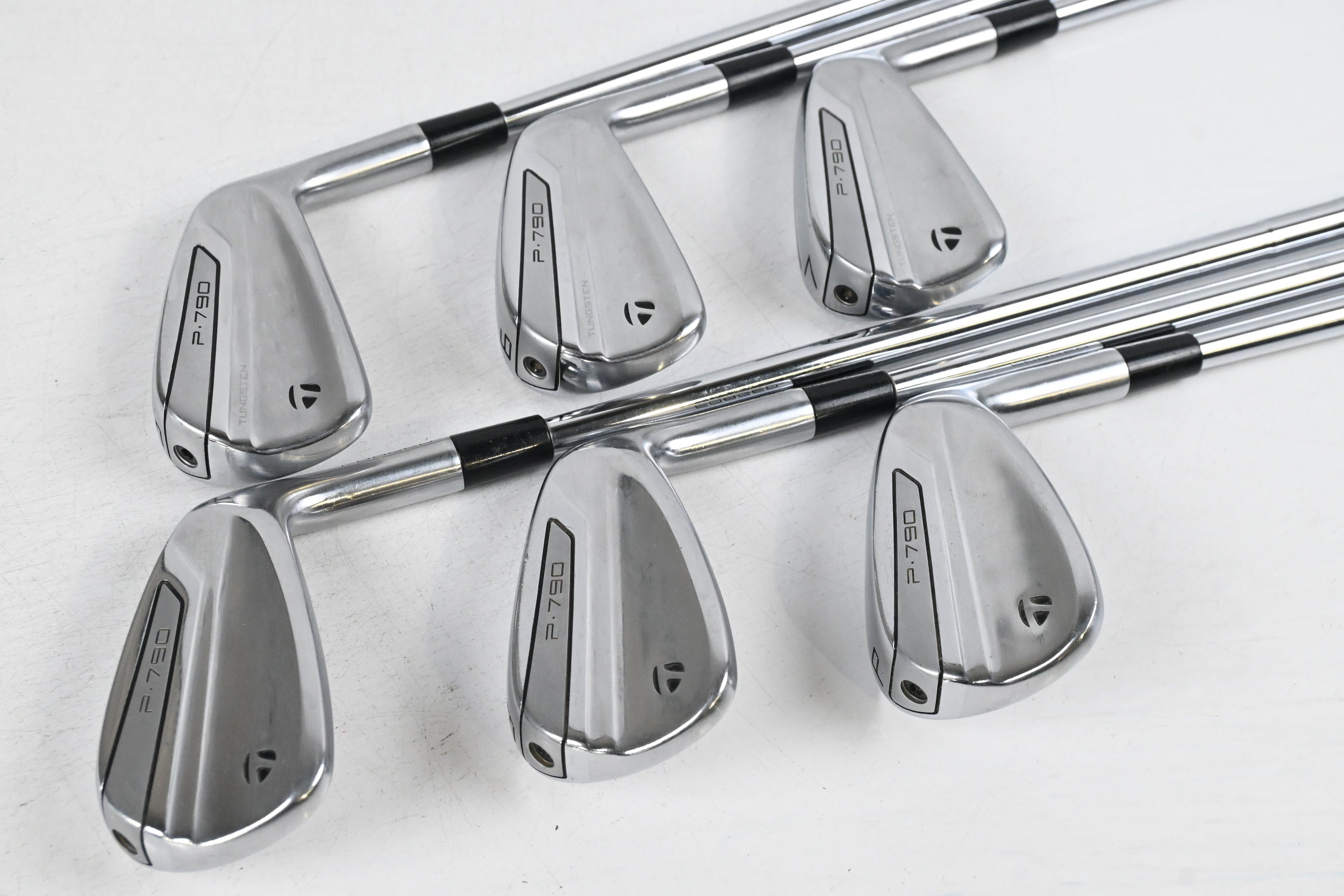 Taylormade P790 2019 Irons / 5-PW / Stiff Flex Dynamic Gold Gold 105 Shafts