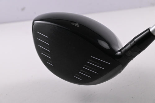 Titleist 915 D3 Driver / 8.5 Degree / Stiff Flex Aldila Rogue Black 70 Shaft