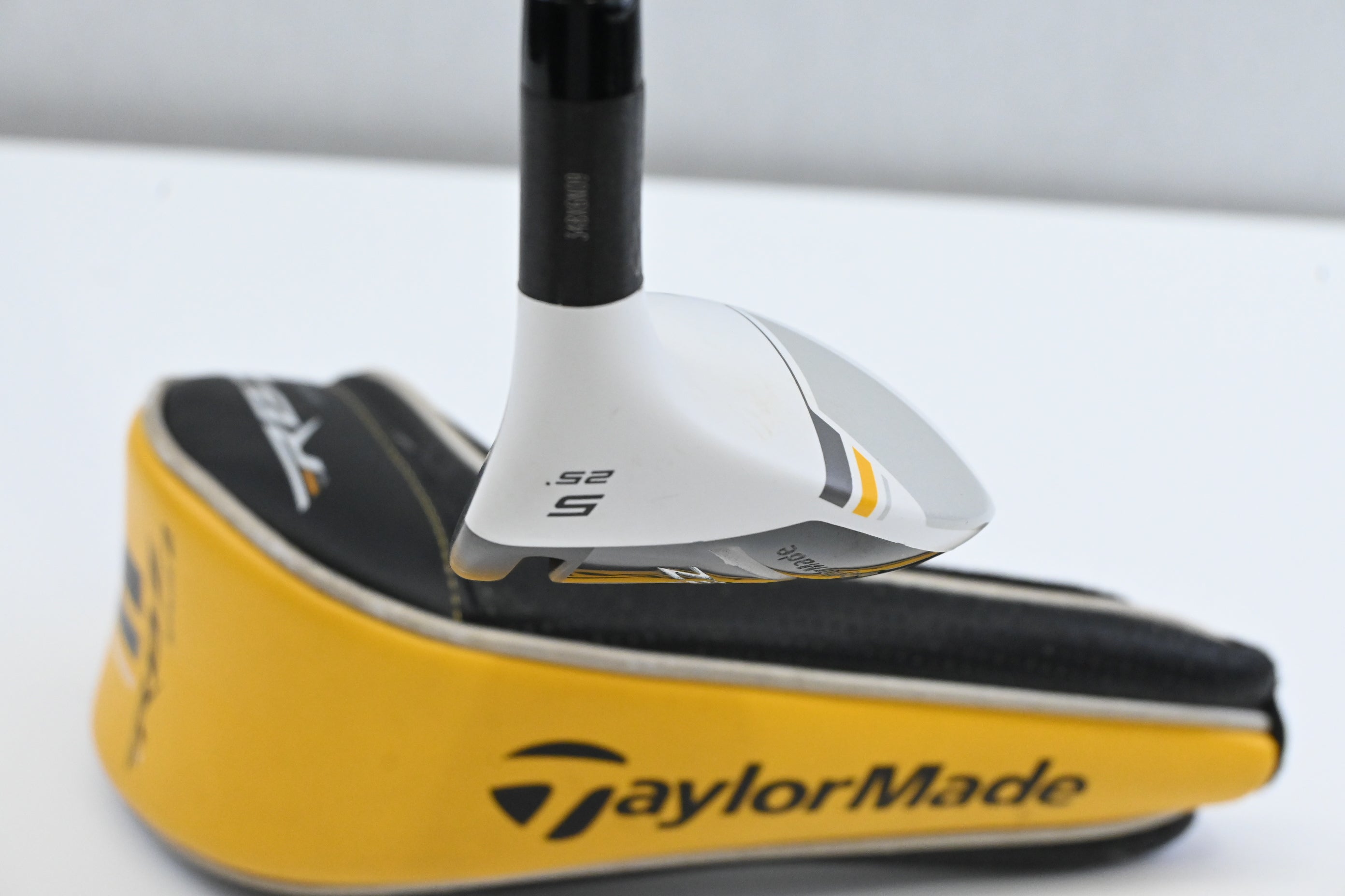 Taylormade RBZ Stage 2 #5 Hybrid / 25 Degree / Regular Flex Rocket Fuel Shaft