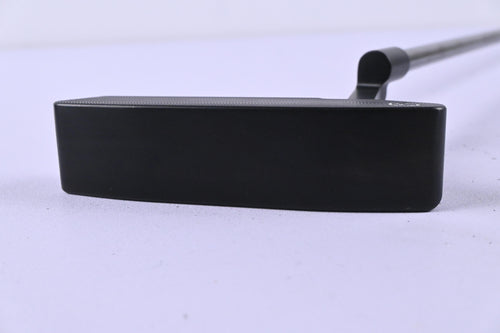 Chris Finch Putter / 35 Inch