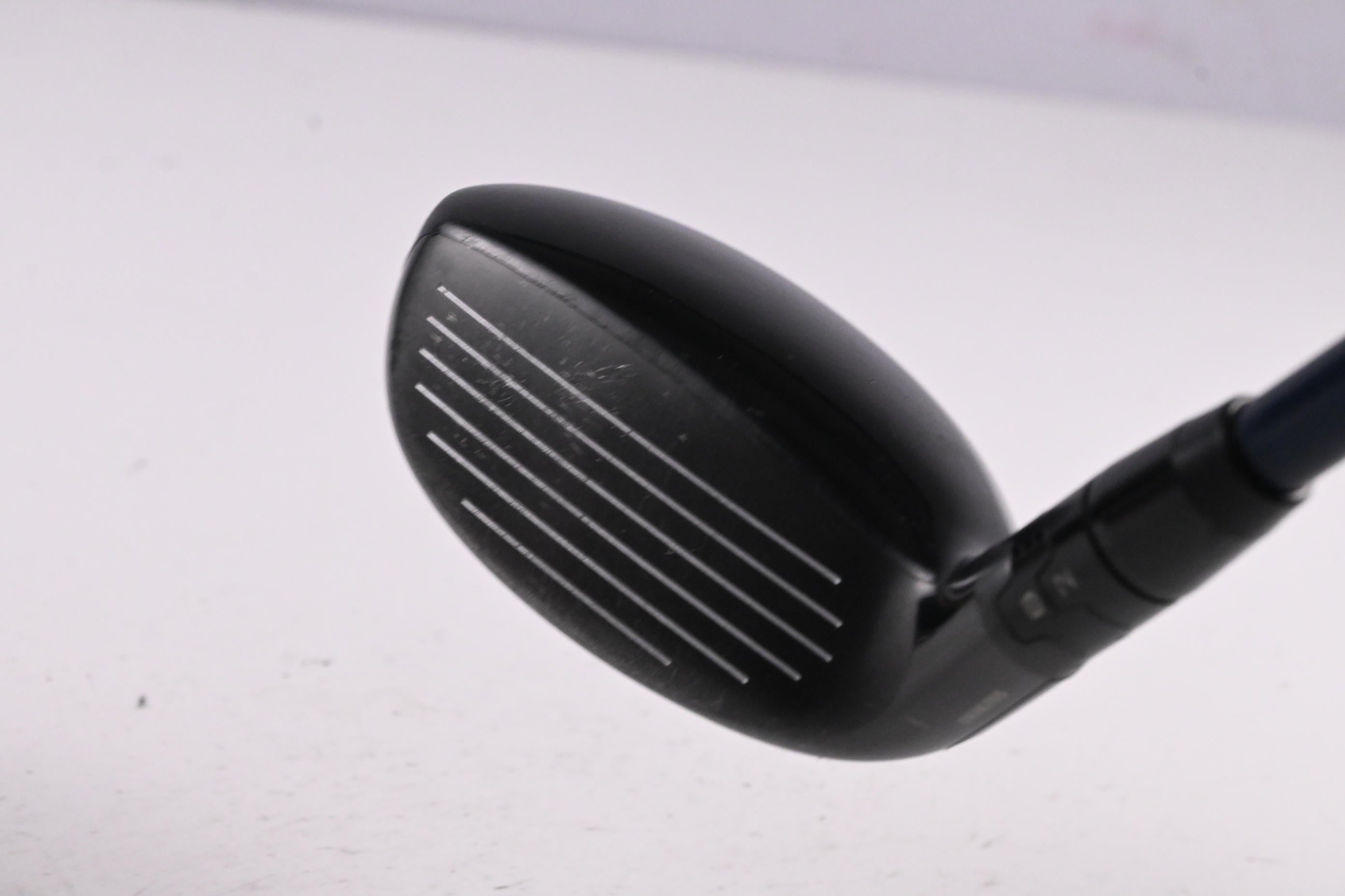 Titleist TSi2 #5 Hybrid / 24 Degree / Stiff Flex Ventus Velocore Blue 8 Shaft