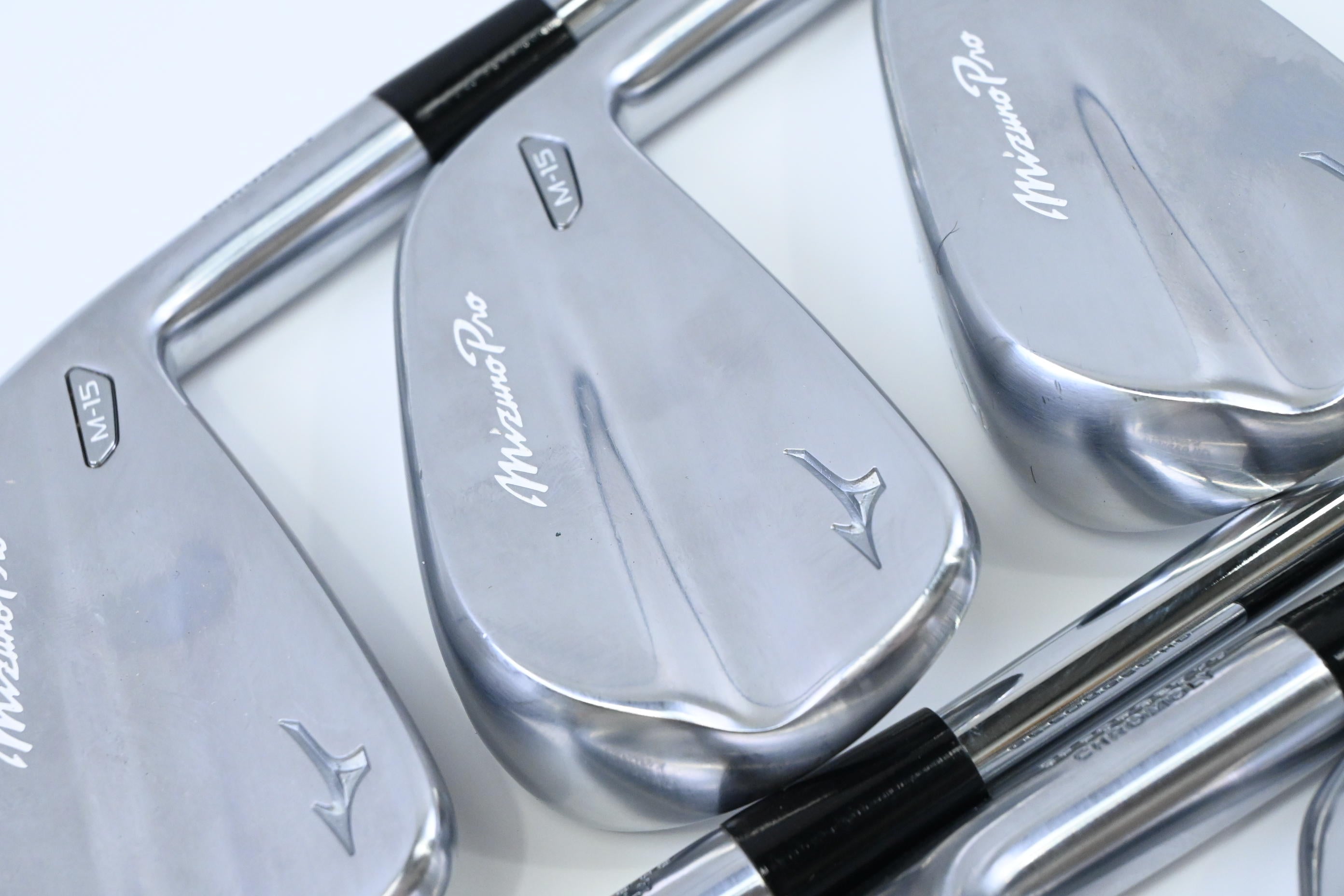 Mizuno M-15 Irons / 4-9 / X-Flex KBS $-Taper 130 Shafts