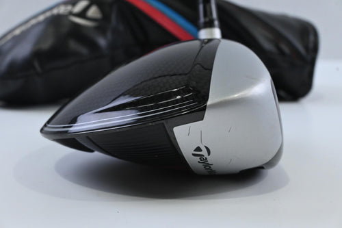 TaylorMade M4 Driver / 10.5 Degree / Regular Flex Fujikura Atmos Red 5 Shaft