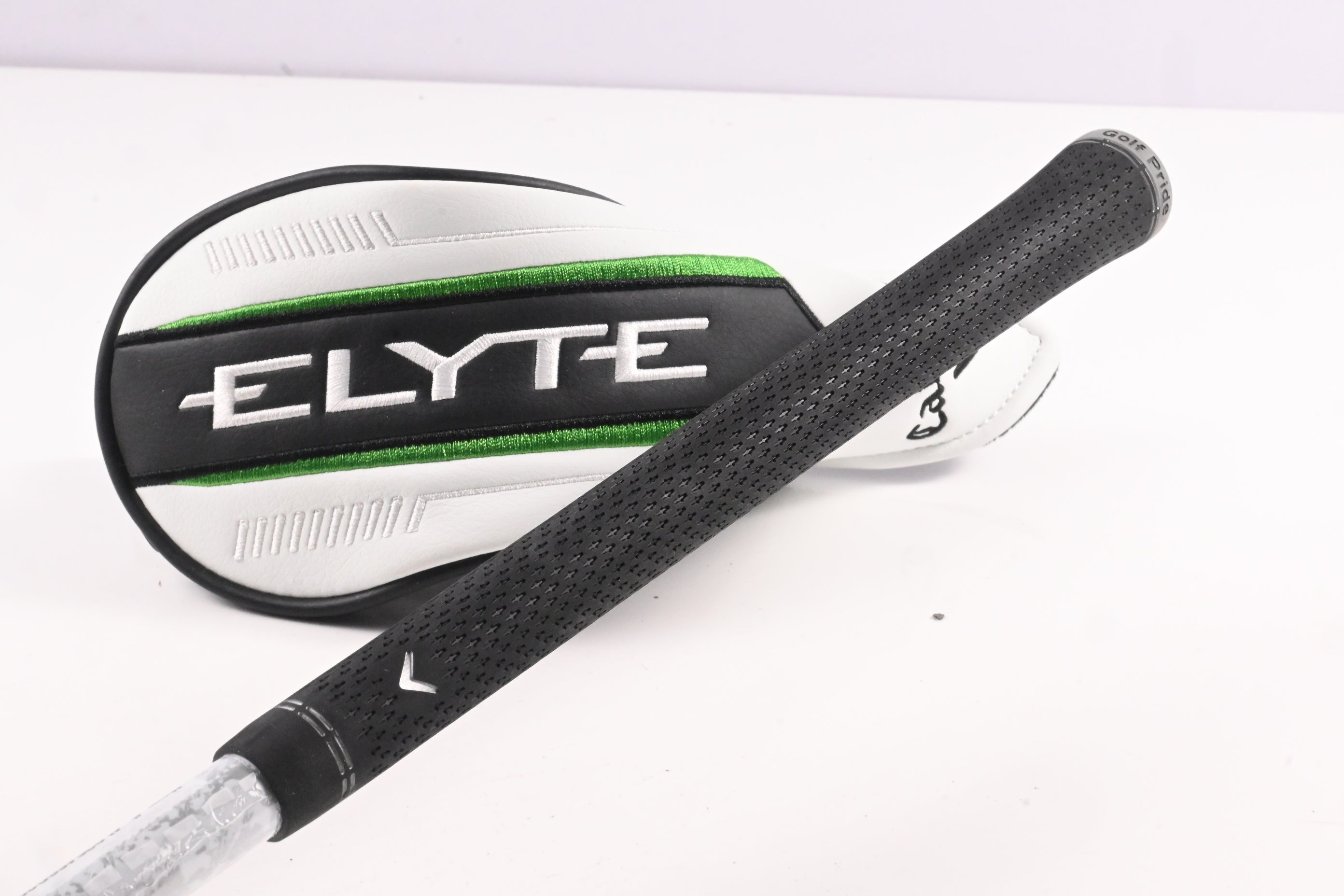 Callaway Elyte #4 Hybrid / 22 Degree / Regular Flex Denali Charcoal 60 Shaft