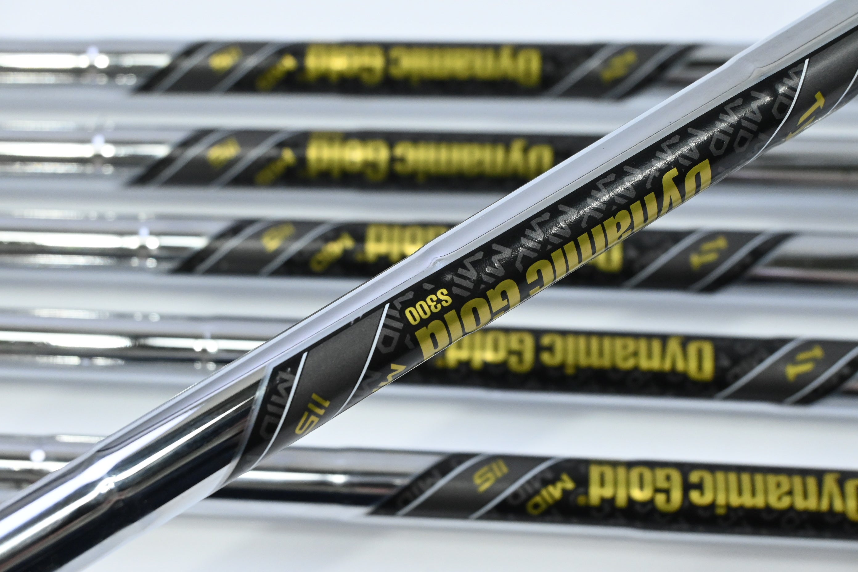 Callaway Apex Ai300 Irons / 5-PW / Stiff Flex Dynamic Gold 115 S300 Shafts