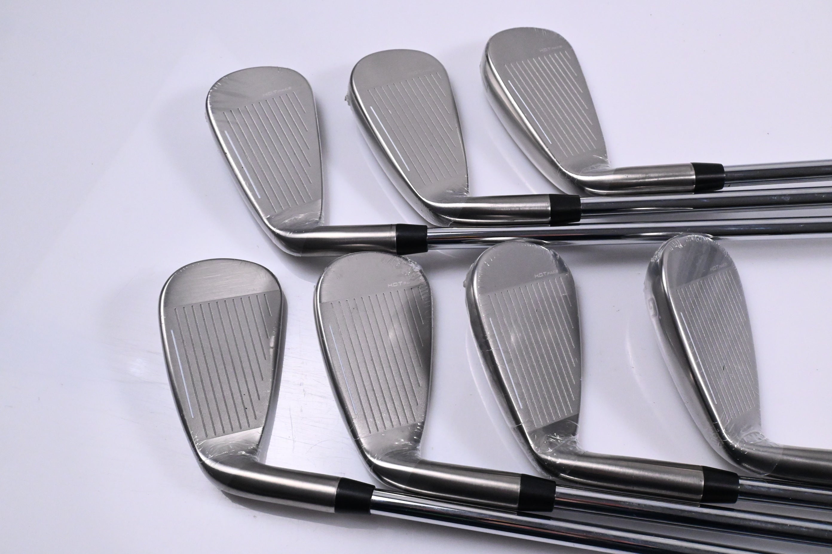 Cobra DS-Adapt Irons / 5-PW+GW / Regular Flex KBS Tour Lite Shafts