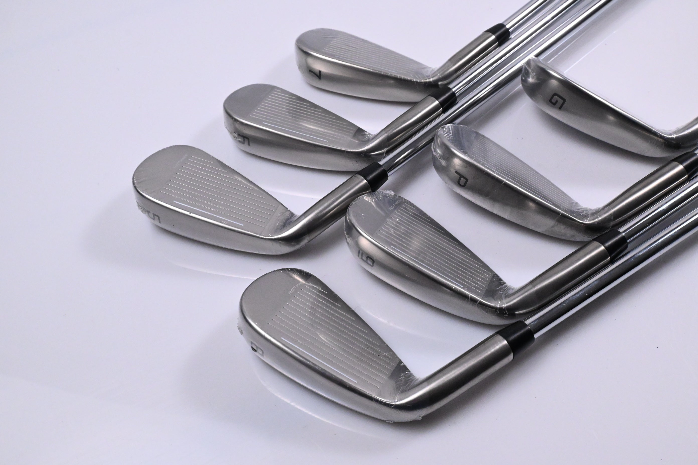 Cobra DS-Adapt Irons / 5-PW+GW / Regular Flex KBS Tour Lite Shafts