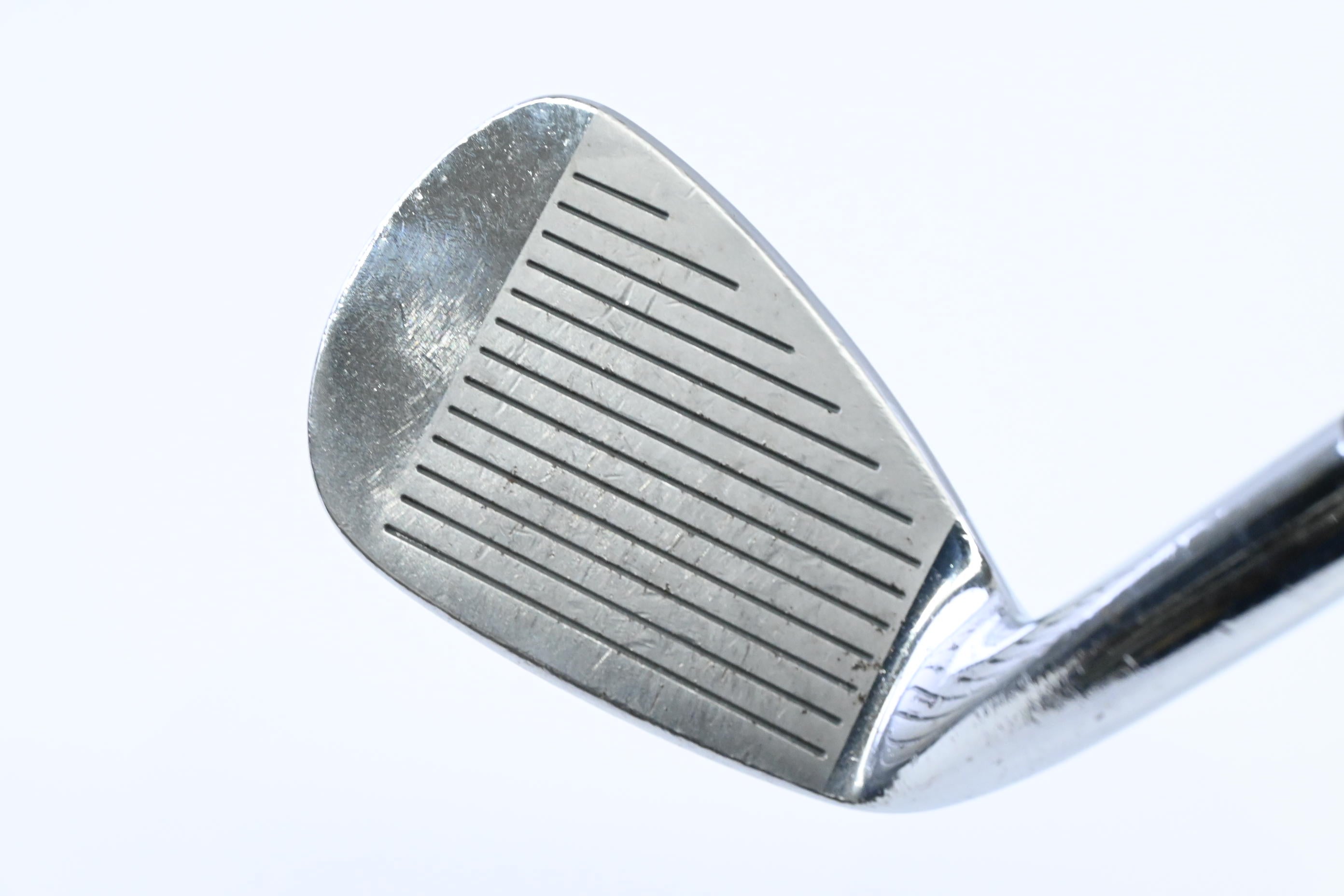Mizuno MP-67 #9 Iron / Stiff Flex Dynamic Gold S300 Shaft