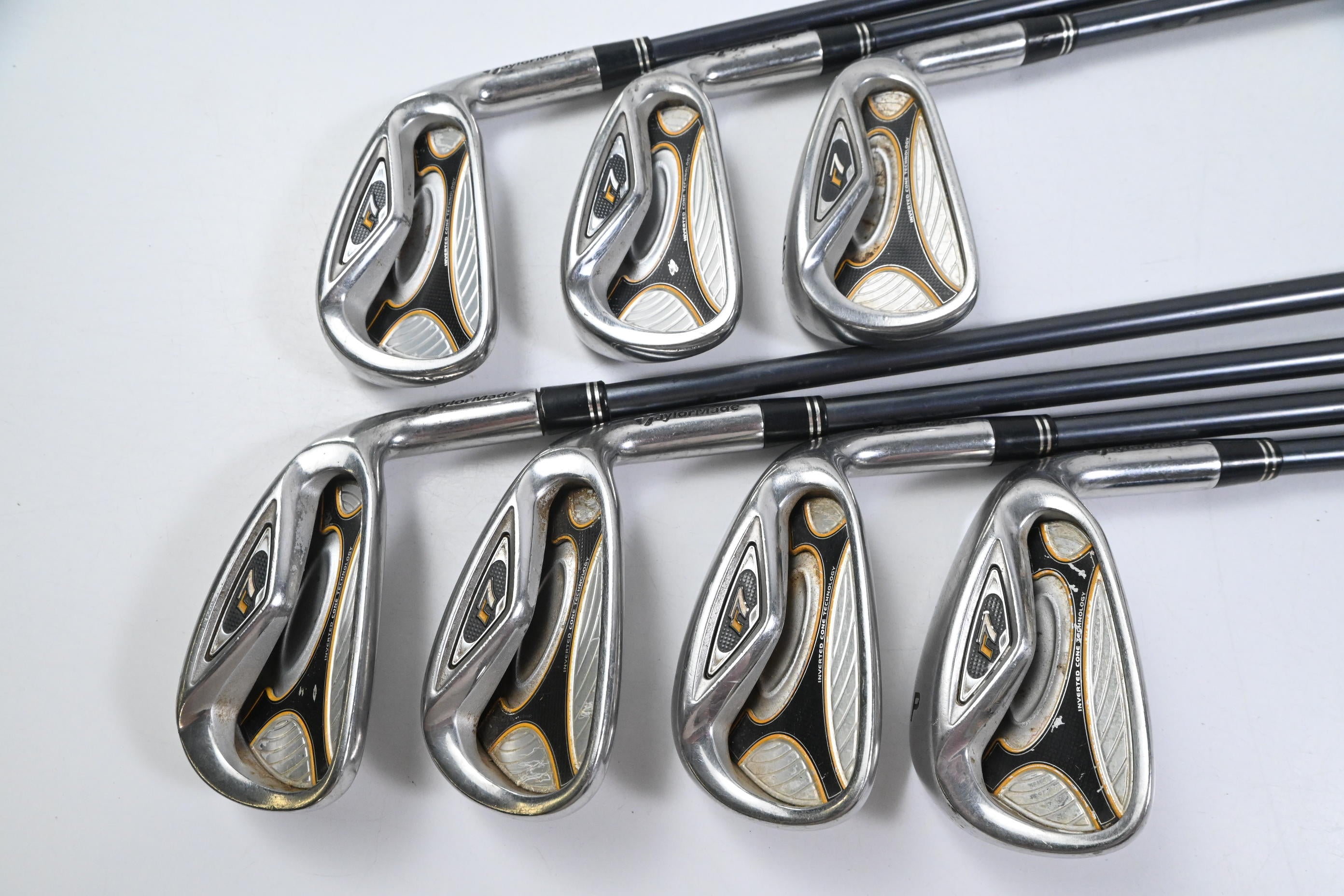 Taylormade R7 Irons / 4-PW / Regular Flex Taylormade Reax 65 Shafts