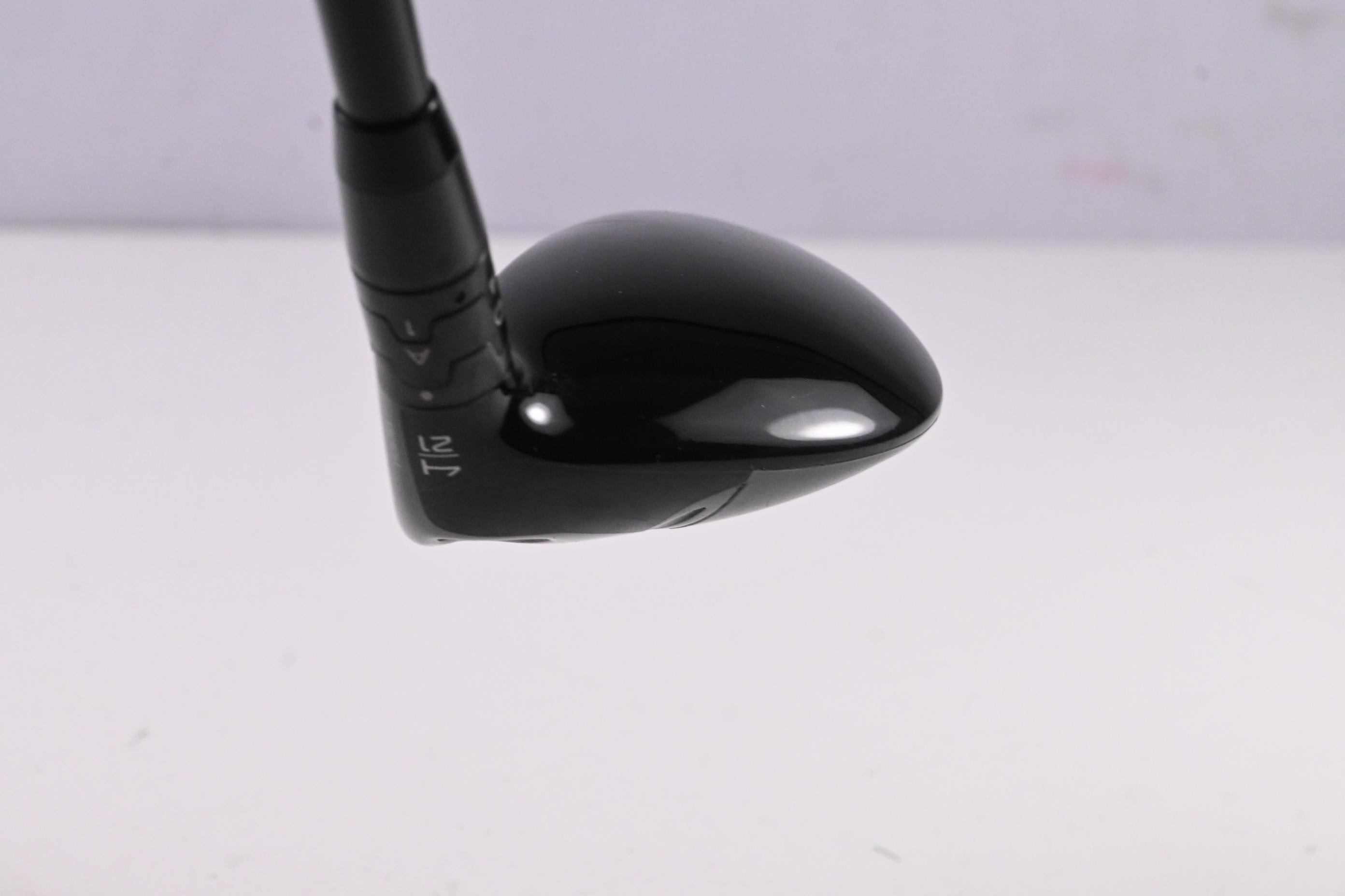 Titleist TSi2 #4 Hybrid / 21 Degree / Stiff Flex Tensei AV Blue 65 Shaft
