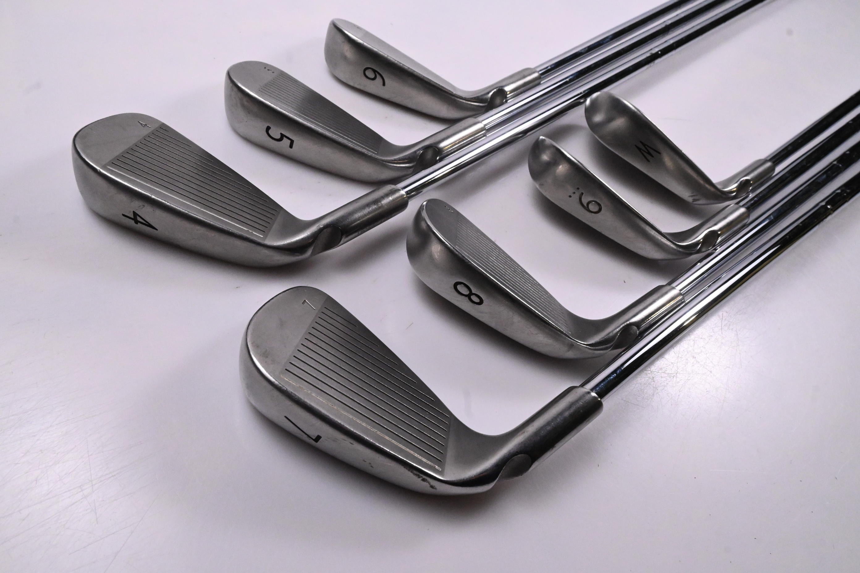 Ping i15 Irons / 4-PW / Red Dot / Stiff Flex Ping AWT Shafts