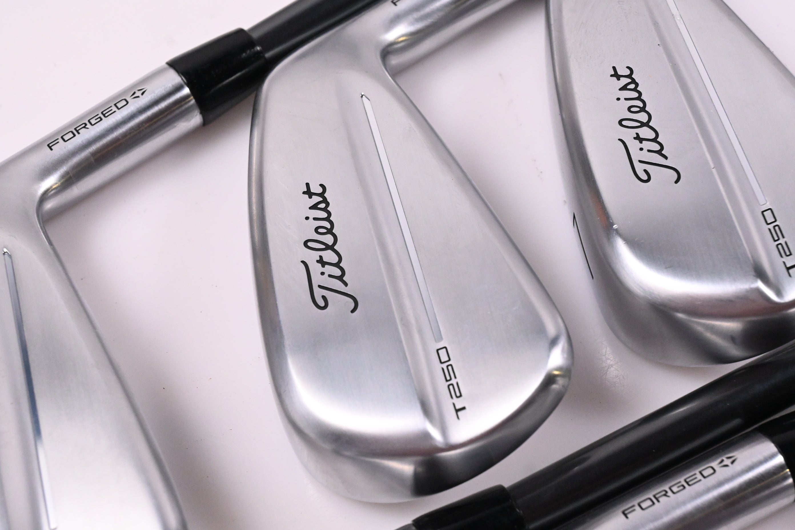 Titleist T250 2025 Irons / 5-PW / Regular Flex MMT AMC Red 65 Shafts