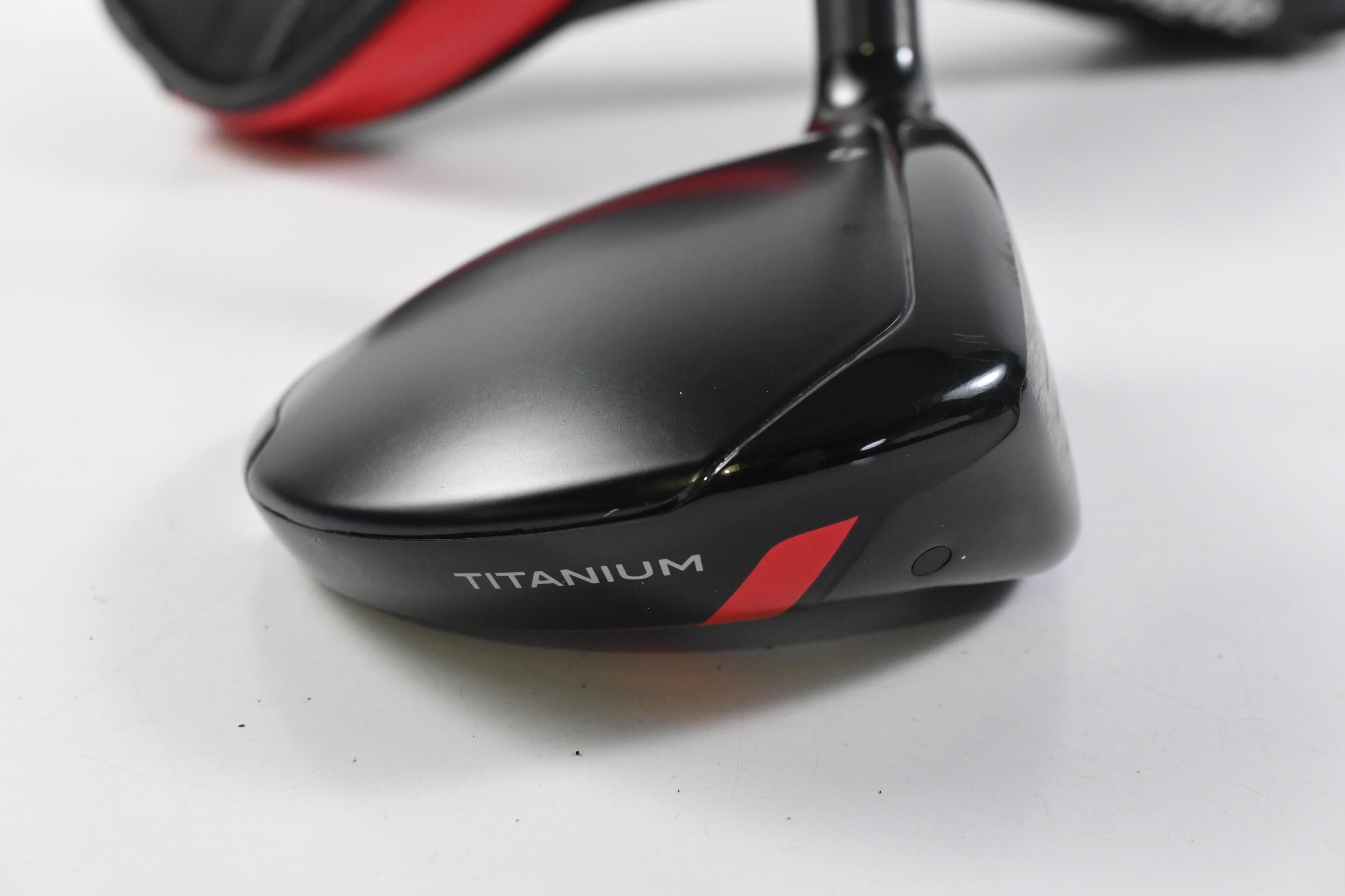 Taylormade Stealth Plus #3 Wood / 13.5 Degree / Stiff Flex HZRDUS Smoke Red Red