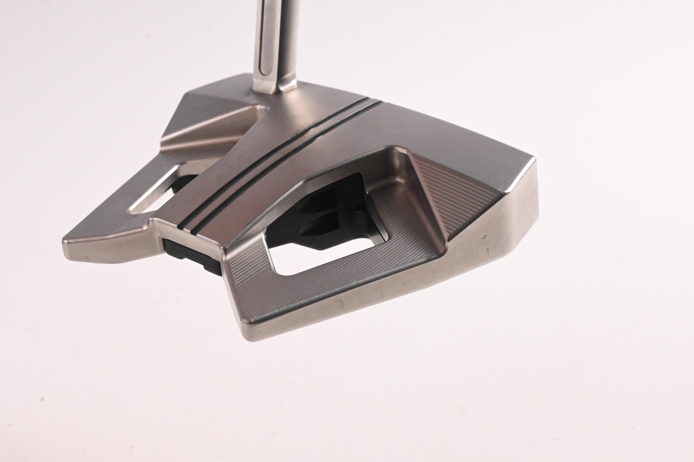 Scotty Cameron 2024 Phantom 9.5 Putter / 32 Inch