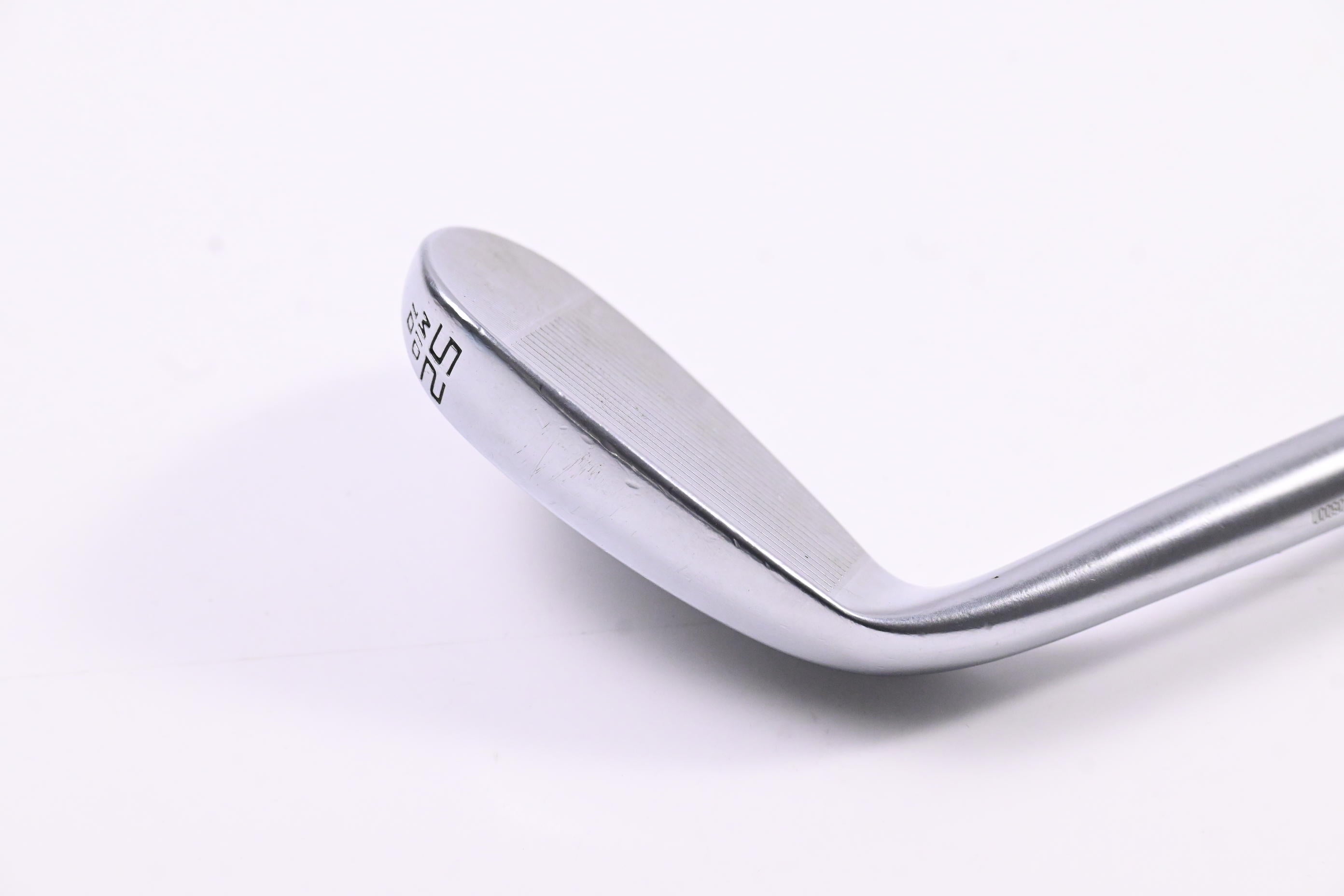 Cleveland RTX ZipCore Gap Wedge / 52 Degree / Wedge Flex Dynamic Gold Spinner