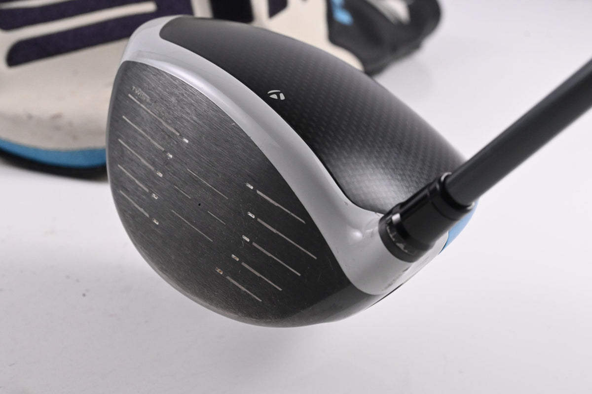 Taylormade SIM2 Max D Driver / 9 Degree / Stiff Flex Fujikura Pro XLR8 56 Shaft