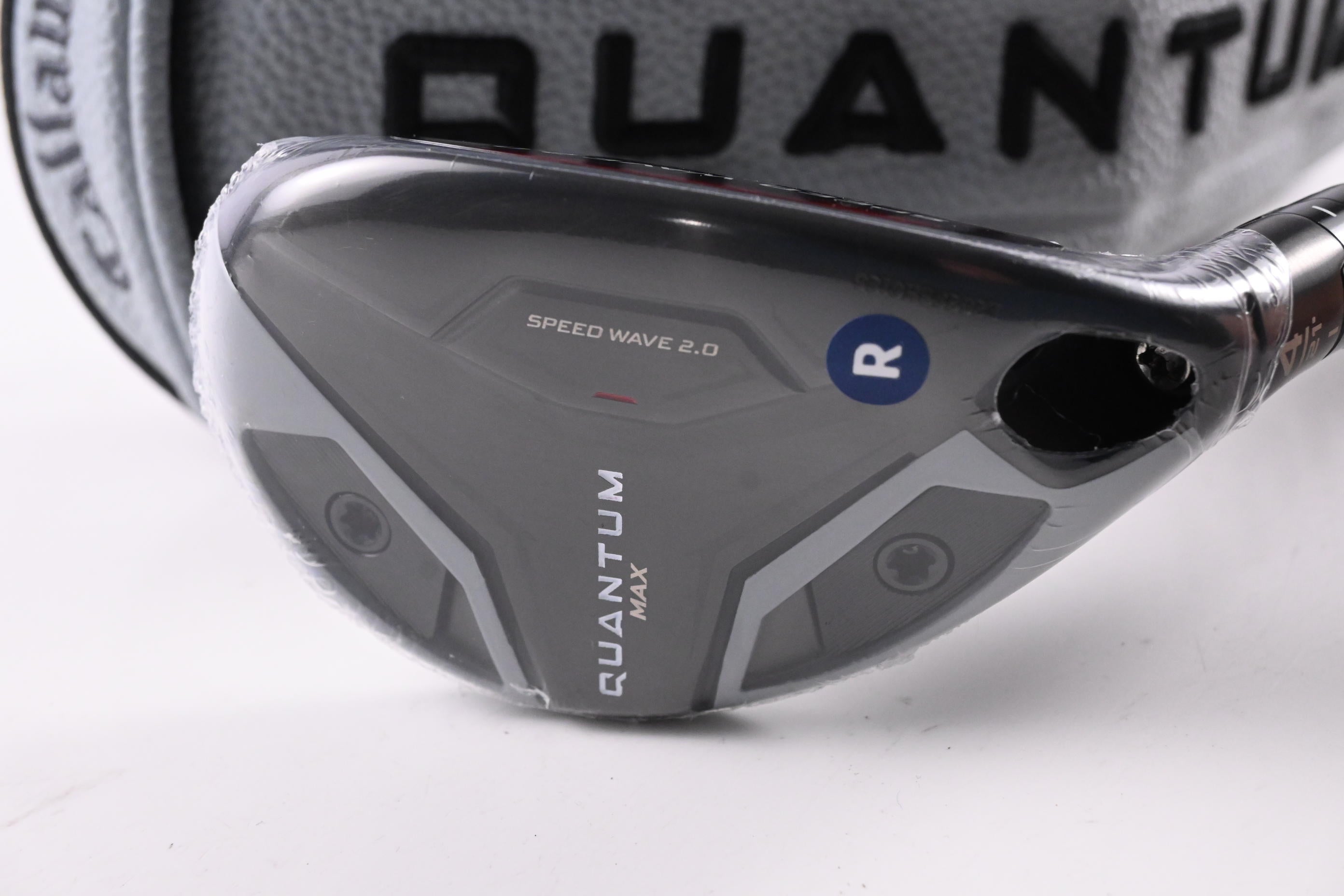 Callaway Quantum Max #4 Hybrid / 21 Degree / Regular Flex Denali Silver 60 Shaft