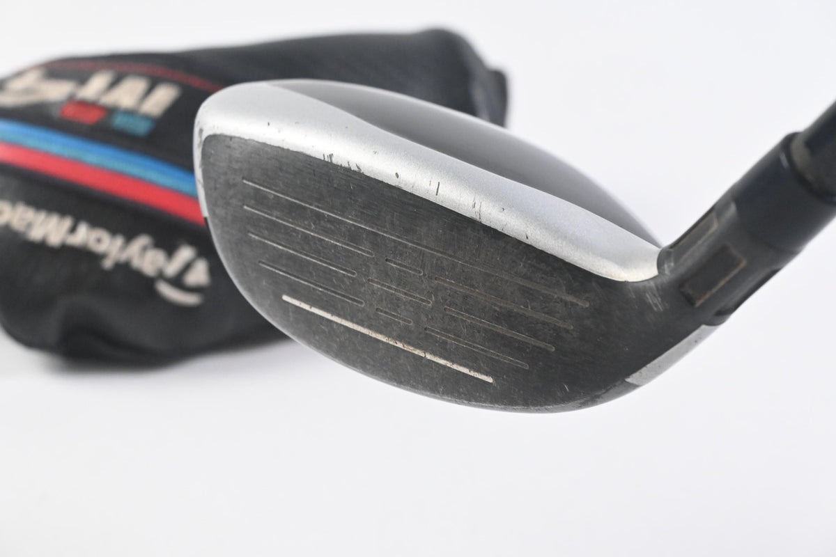 Taylormade M4 #3 Hybrid / 19 Degree / Regular Flex Fujikura Atmos Red 6 Shaft