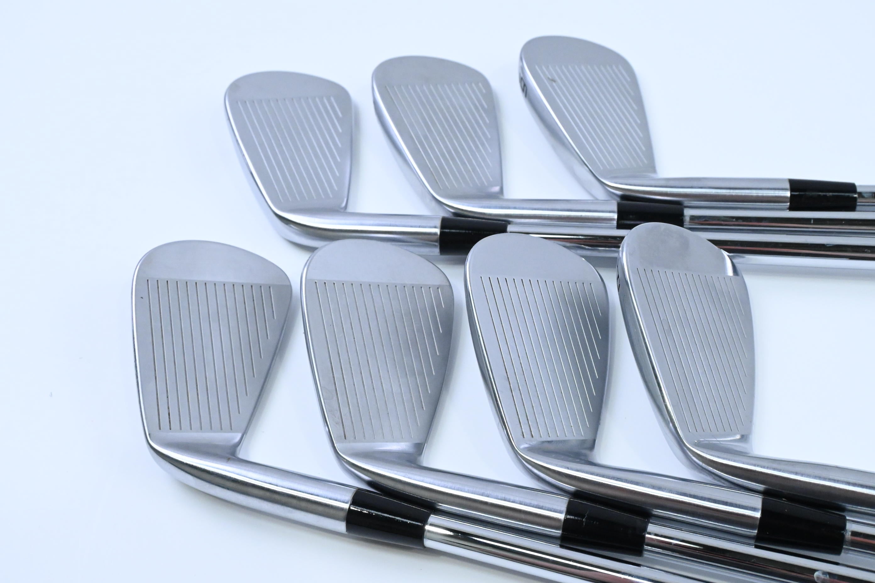 Cobra King MB/CB Combo Irons / 4-PW / Stiff Flex NS Pro Modus3 Tour 120 Shafts