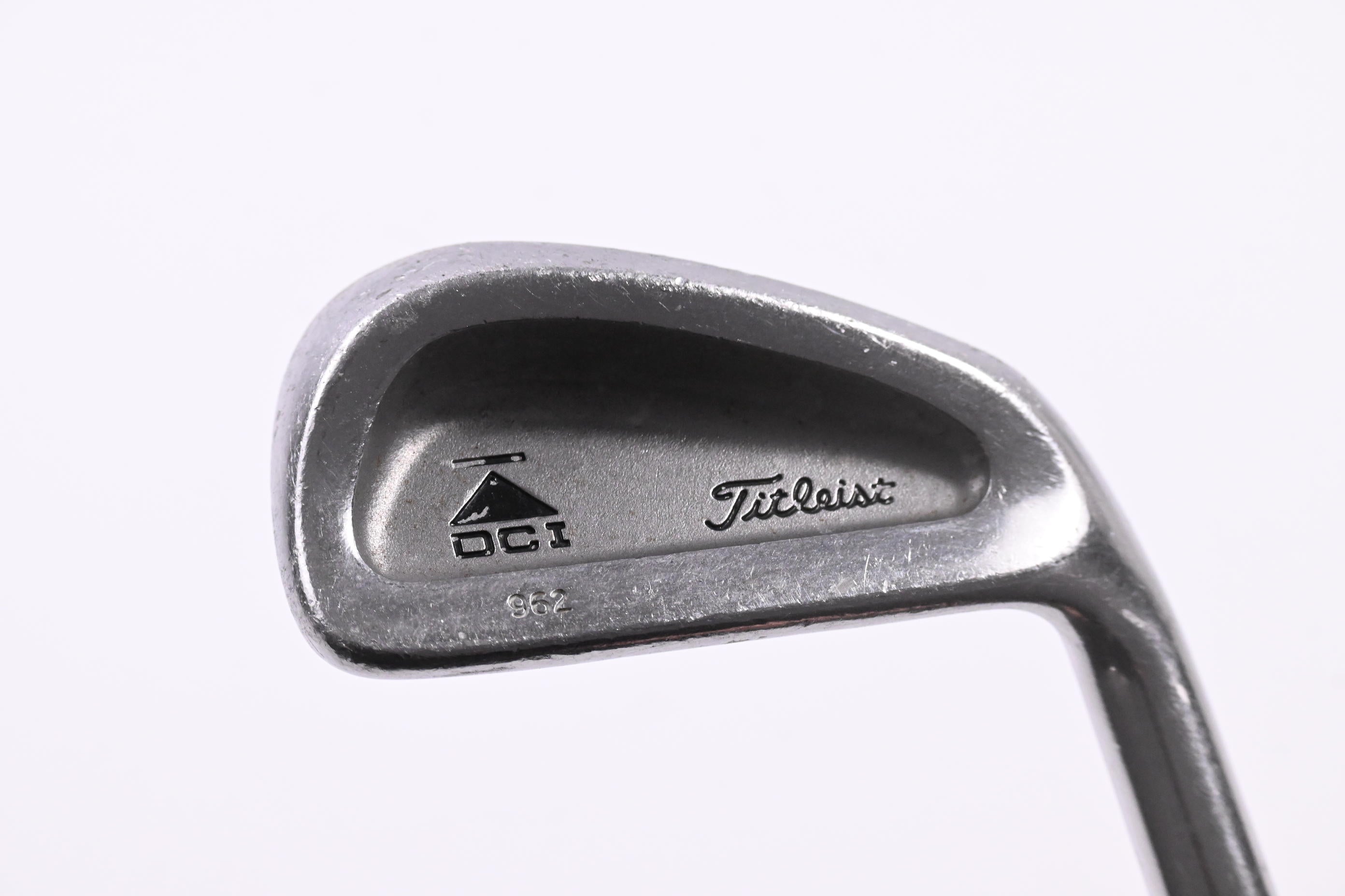 Titleist DCI 962 #4 Iron / 24.5 Degree / X-Flex Dynamic Gold X100 Shaft