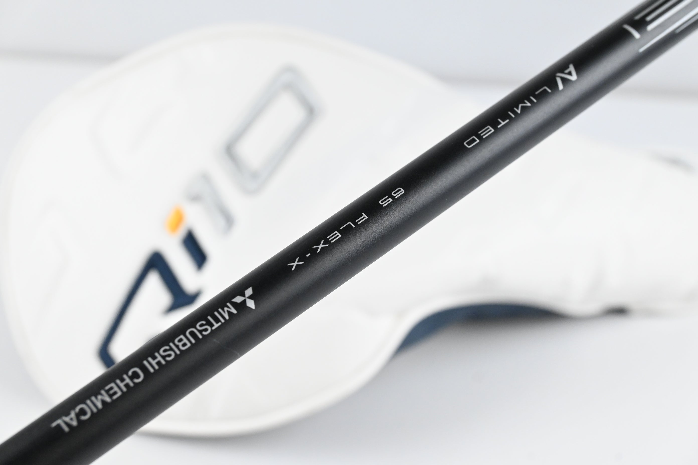 Taylormade Qi10 LS Driver / 10.5 Degree / X-Flex Tensei AV Limited Blue 65 Shaft