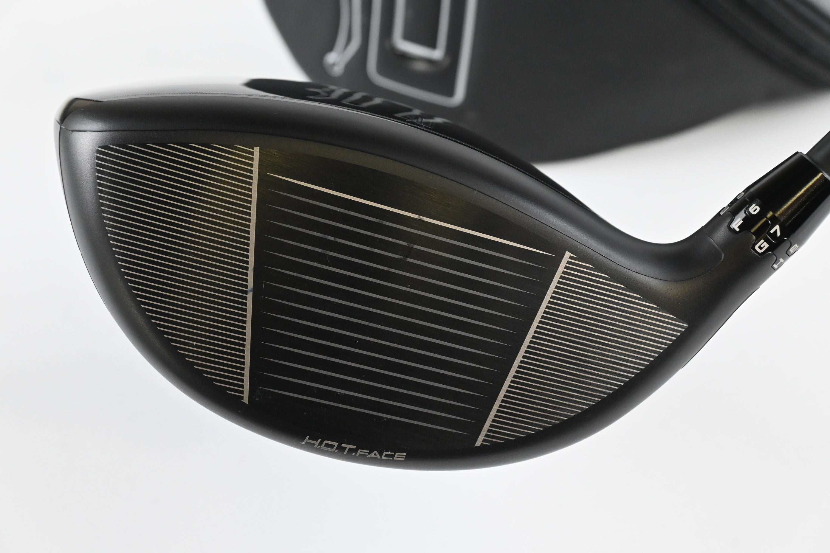 Cobra OPTM MAX-K Driver / 10.5 Degree / Regular Flex Kai'li Dark Waves Red 50