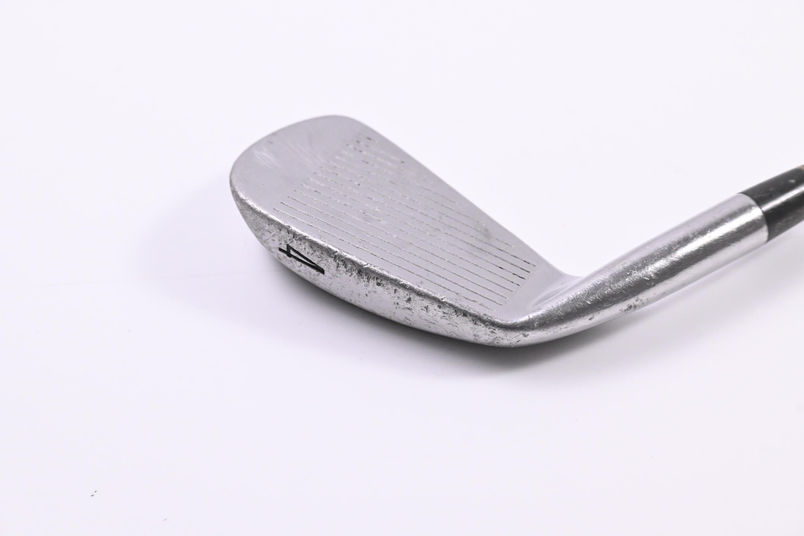 Titleist DCI 962 #4 Iron / 24.5 Degree / X-Flex Dynamic Gold X100 Shaft