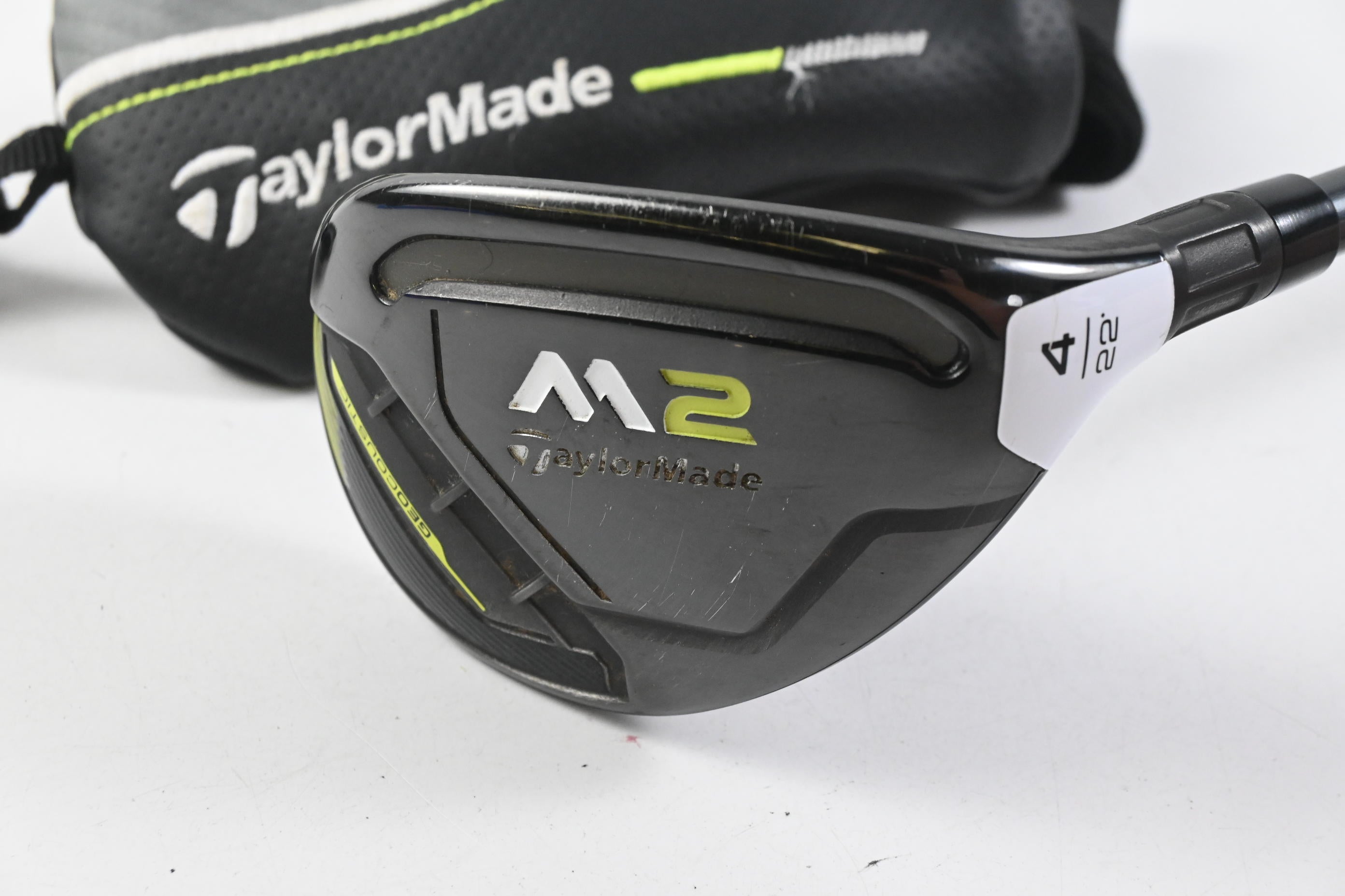 Taylormade M2 2017 #4 Hybrid / 22 Degree / Regular Flex M2 REAX 65 Shaft