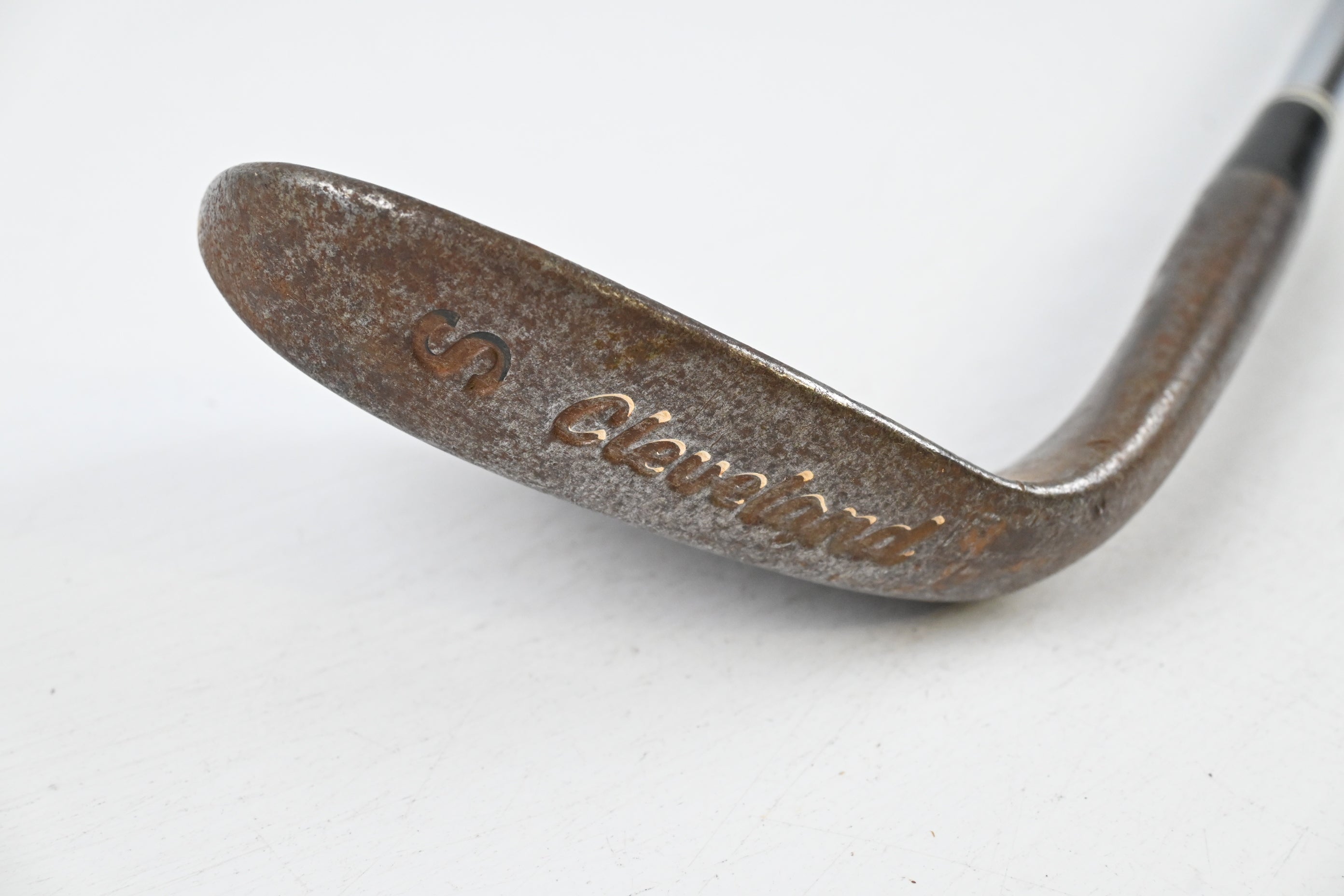 Cleveland 588 Tour Action Sand Wedge / 57 Degree / Wedge Flex Cleveland Traction