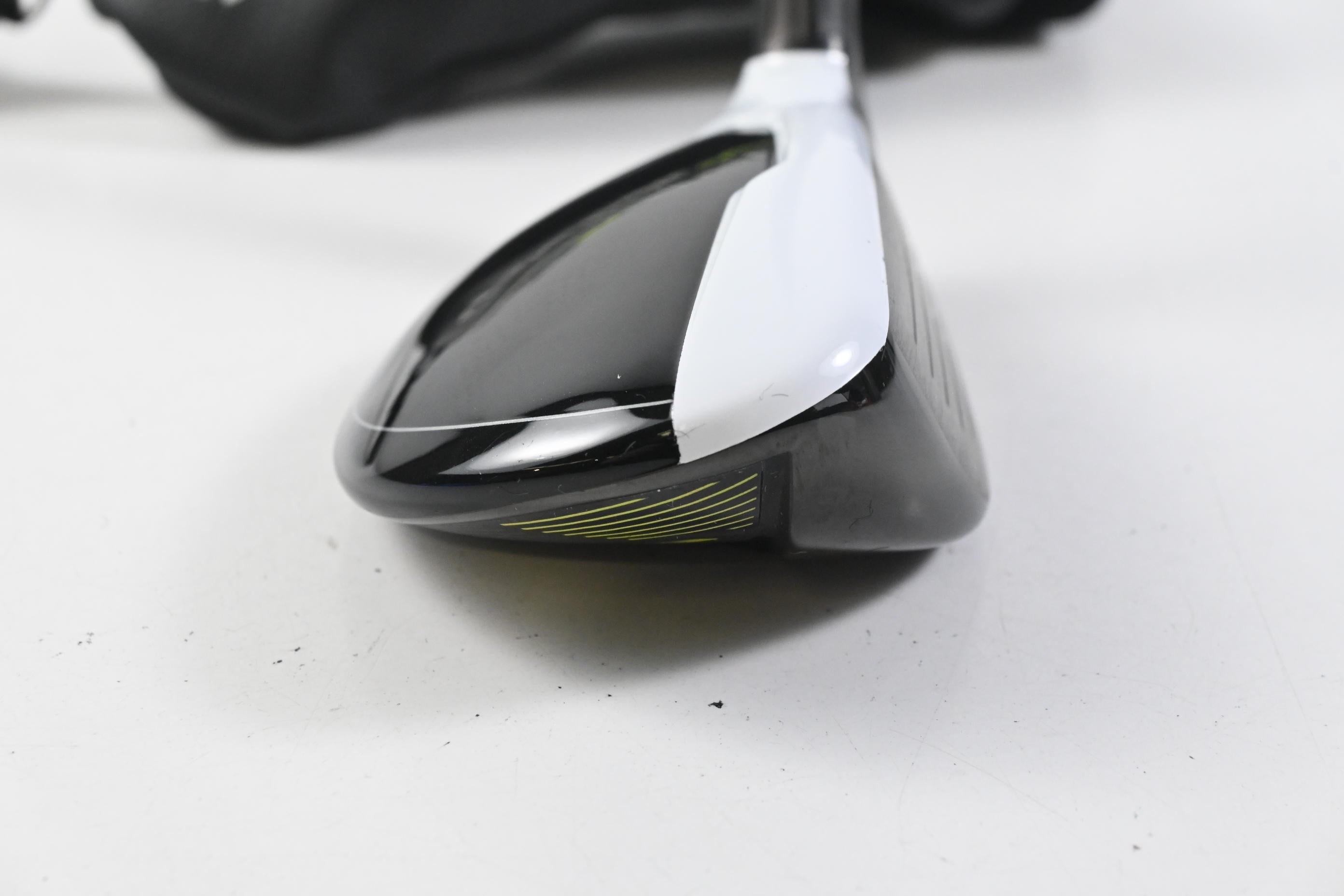 Taylormade M2 2017 #4 Hybrid / 22 Degree / Regular Flex M2 REAX 65 Shaft