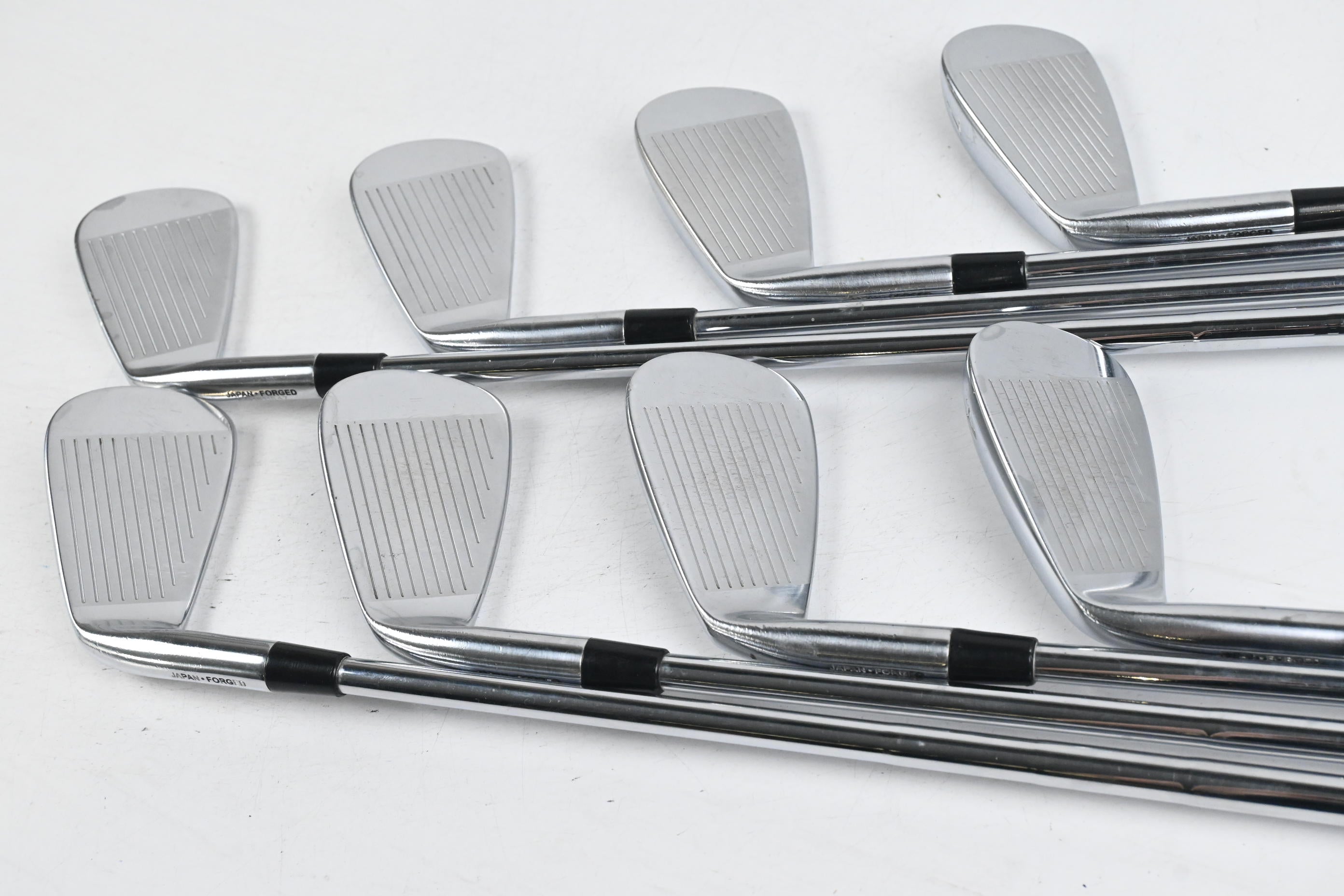 Vega Mizar Plus Irons / 4-PW+GW / Regular Flex Shimada Shafts